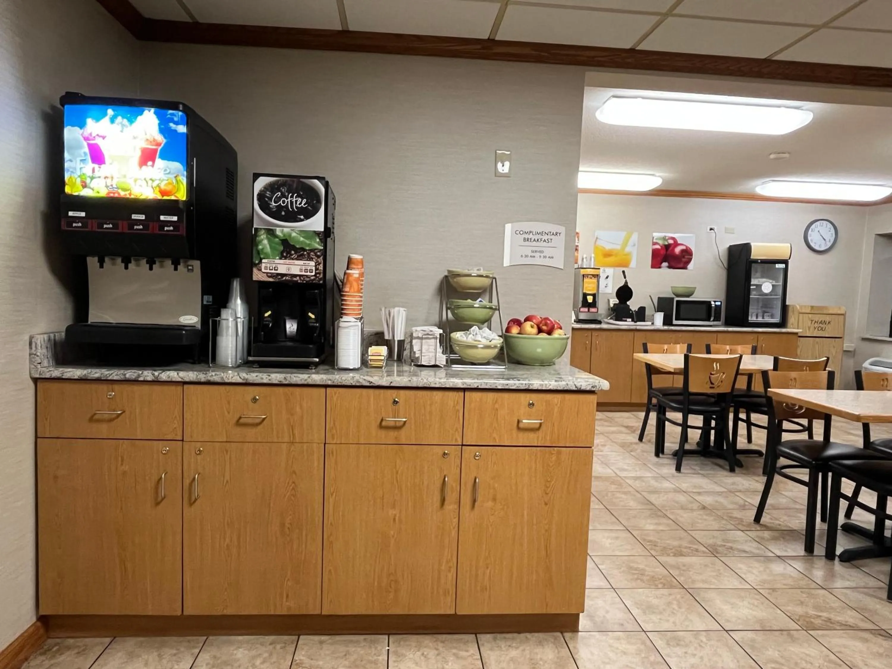 Breakfast in Quality Inn Wilkes-Barre near Arena