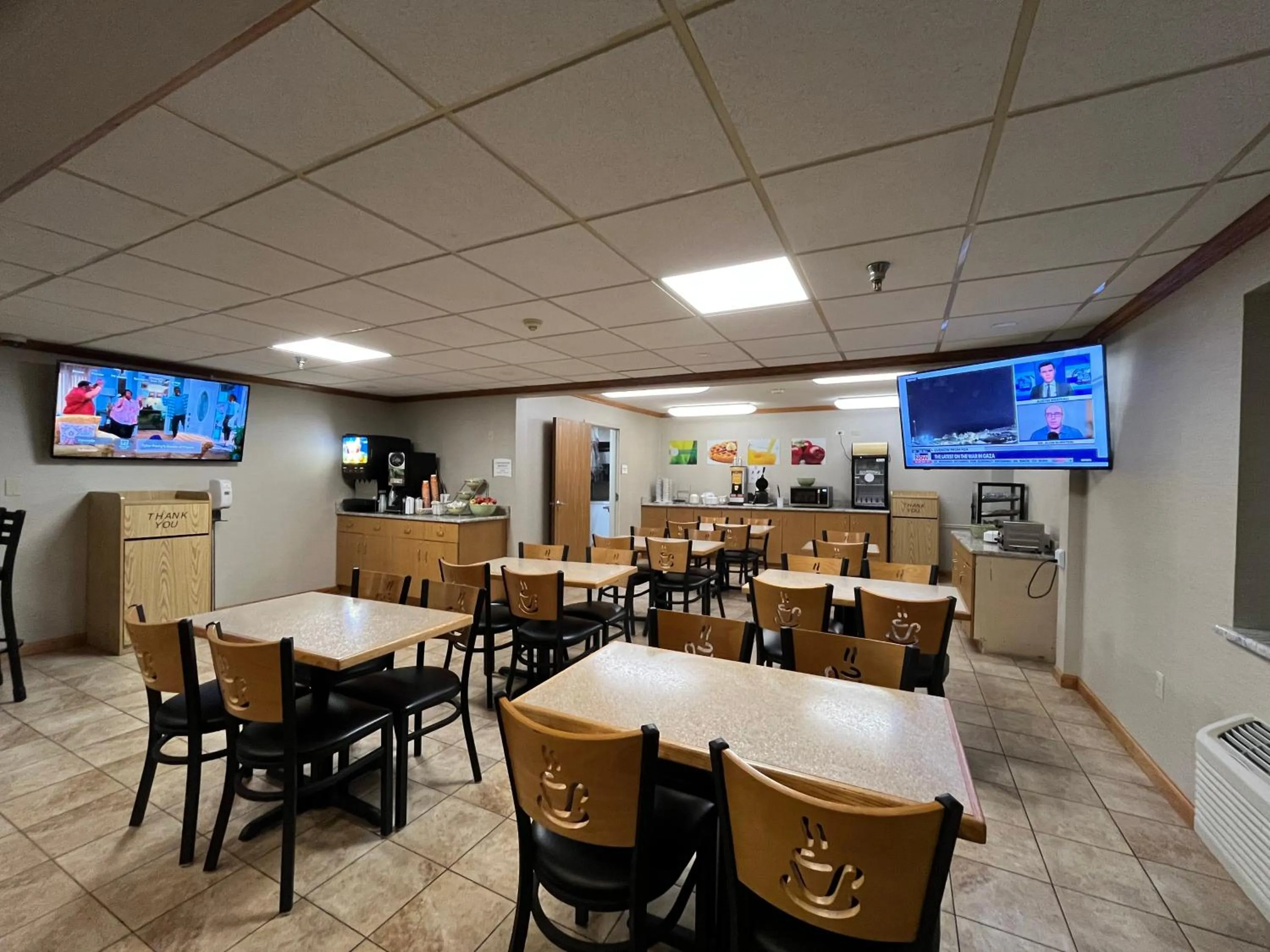 Breakfast in Quality Inn Wilkes-Barre near Arena