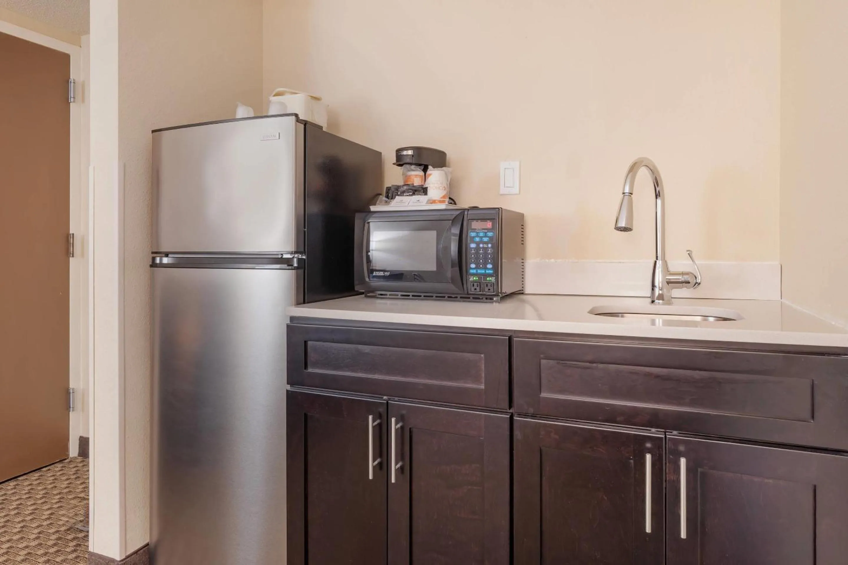 Bedroom in Comfort Inn Ebensburg