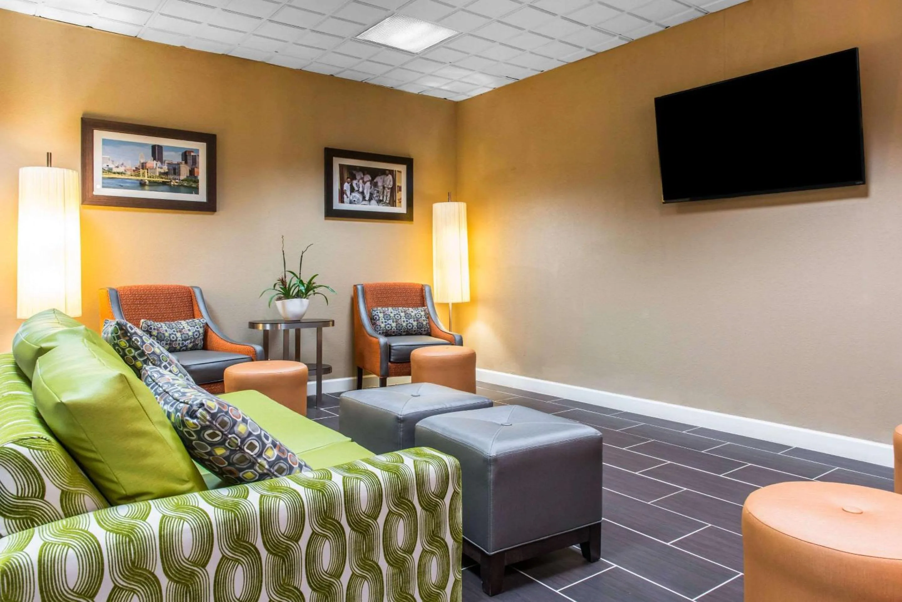 Lobby or reception in Quality Inn New Kensington