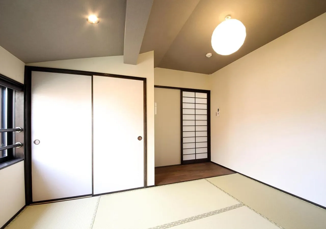 Property building in Guest House Nishijin Yui