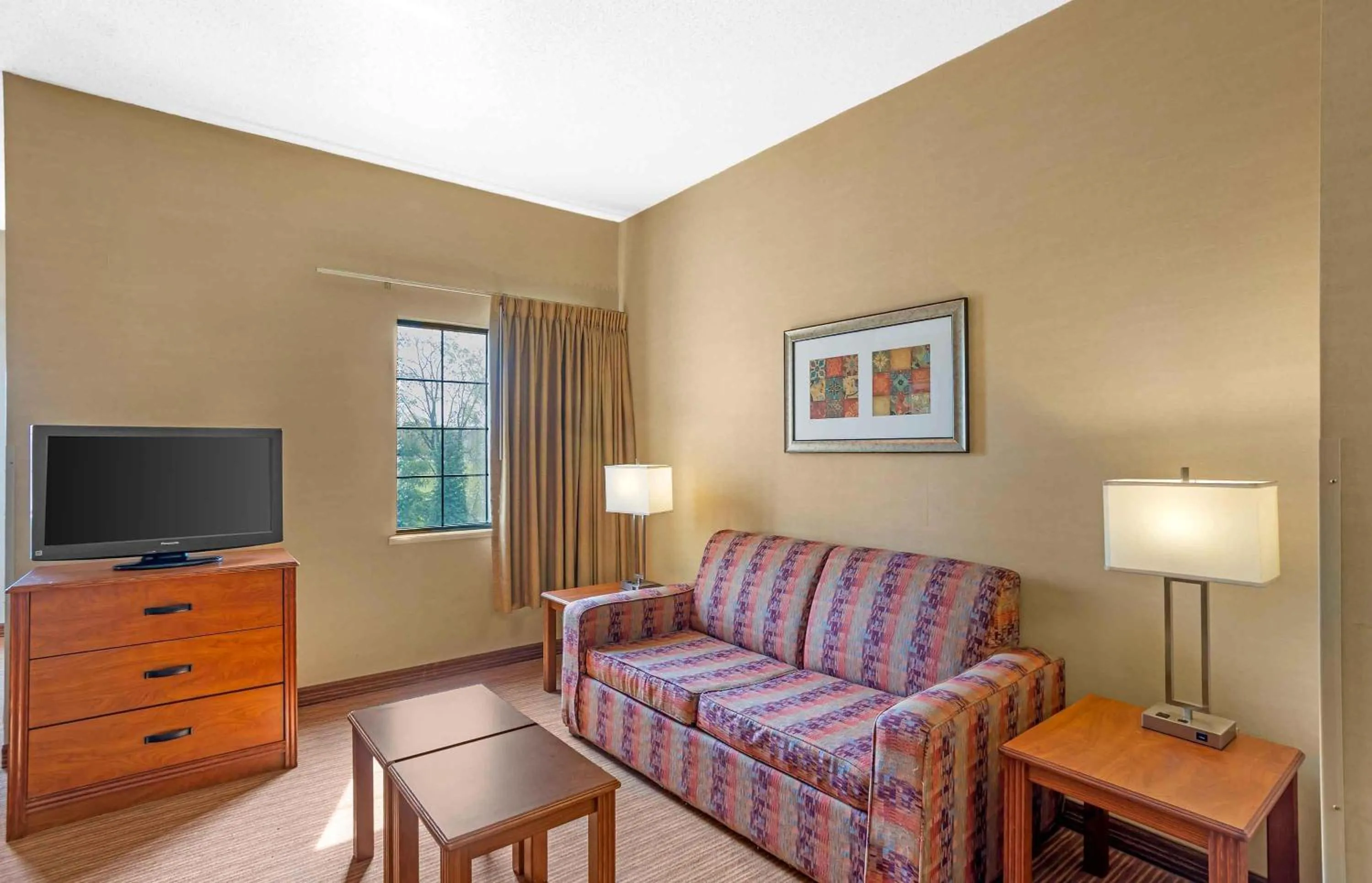 Bedroom in Extended Stay America Suites - Lancaster County