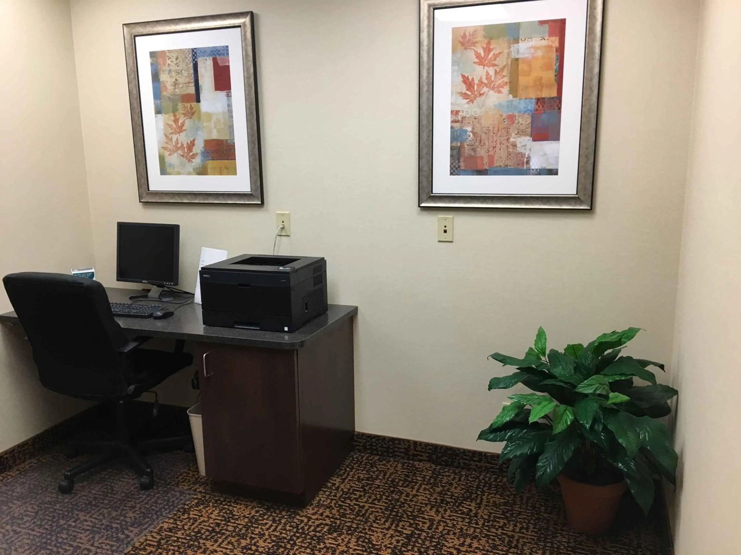 Business facilities in Extended Stay America Suites - Lancaster County