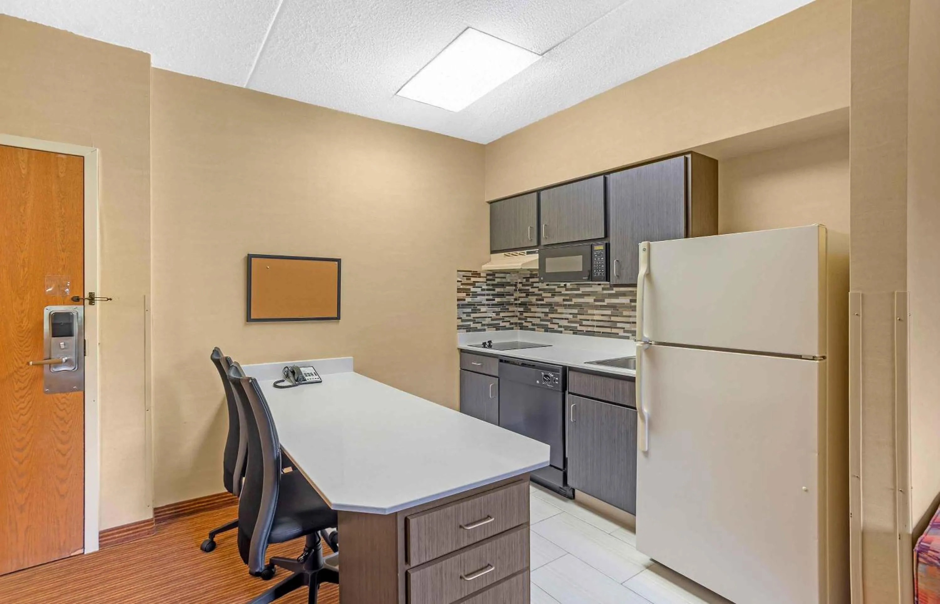 Kitchen or kitchenette in Extended Stay America Suites - Lancaster County