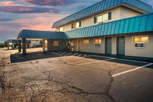 Days Inn by Wyndham Moosic