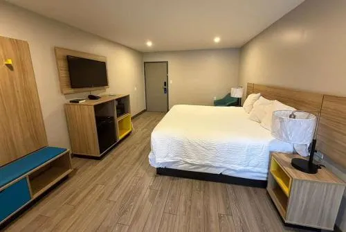 Days Inn by Wyndham Moosic