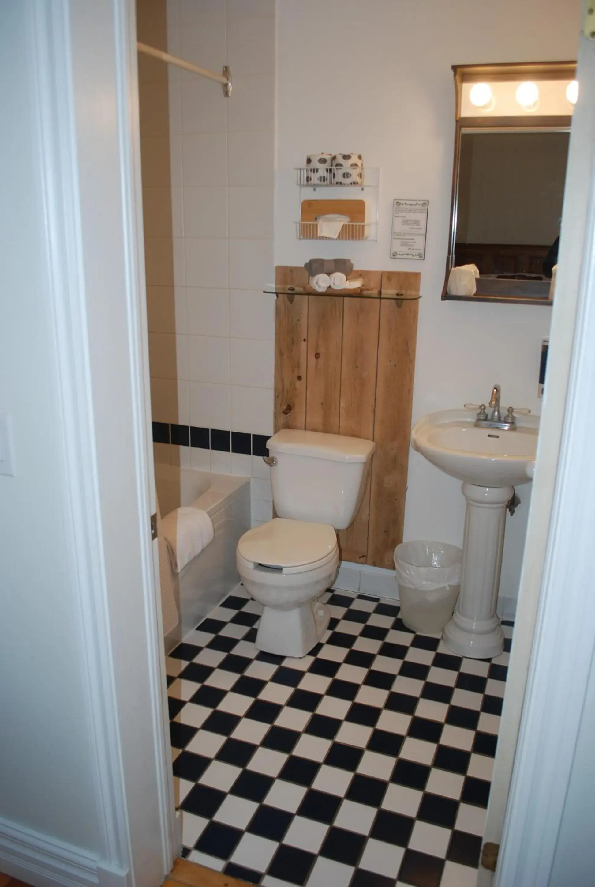 Standard Suite in AUBERGE Knowlton Standard Suite in AUBERGE Knowlton