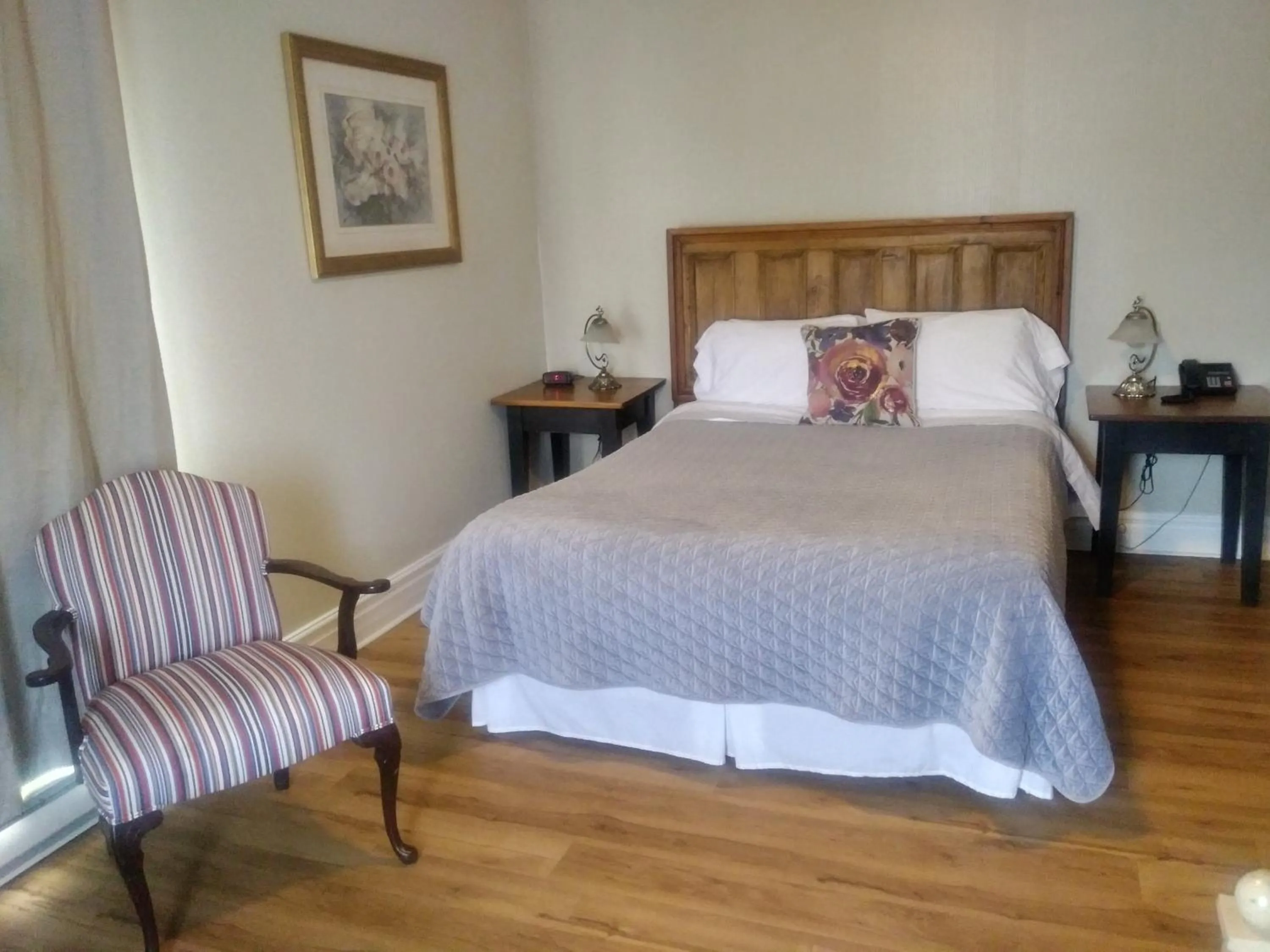 Bed in AUBERGE Knowlton