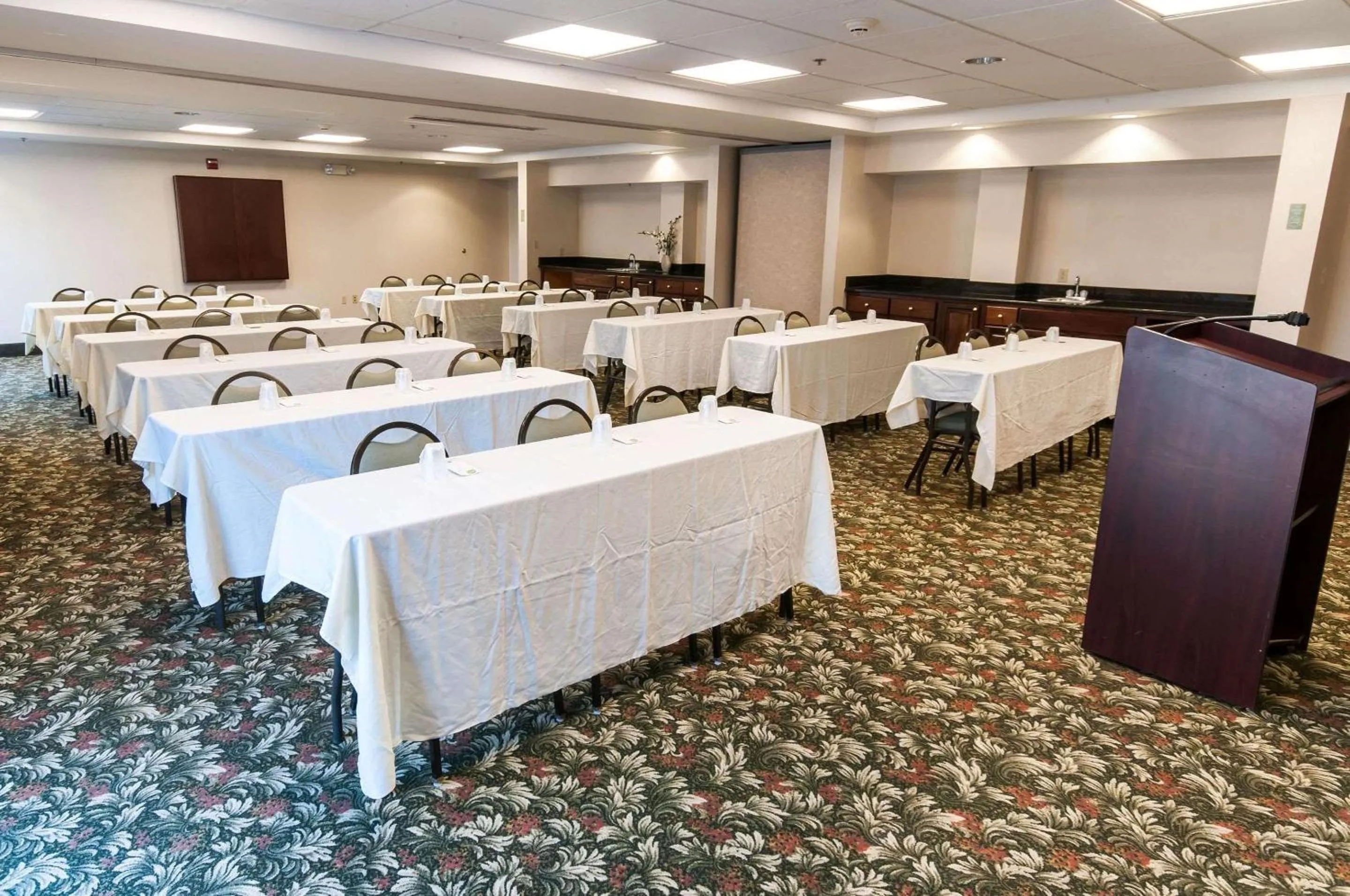 Meeting/conference room in Comfort Inn & Suites Mount Pocono