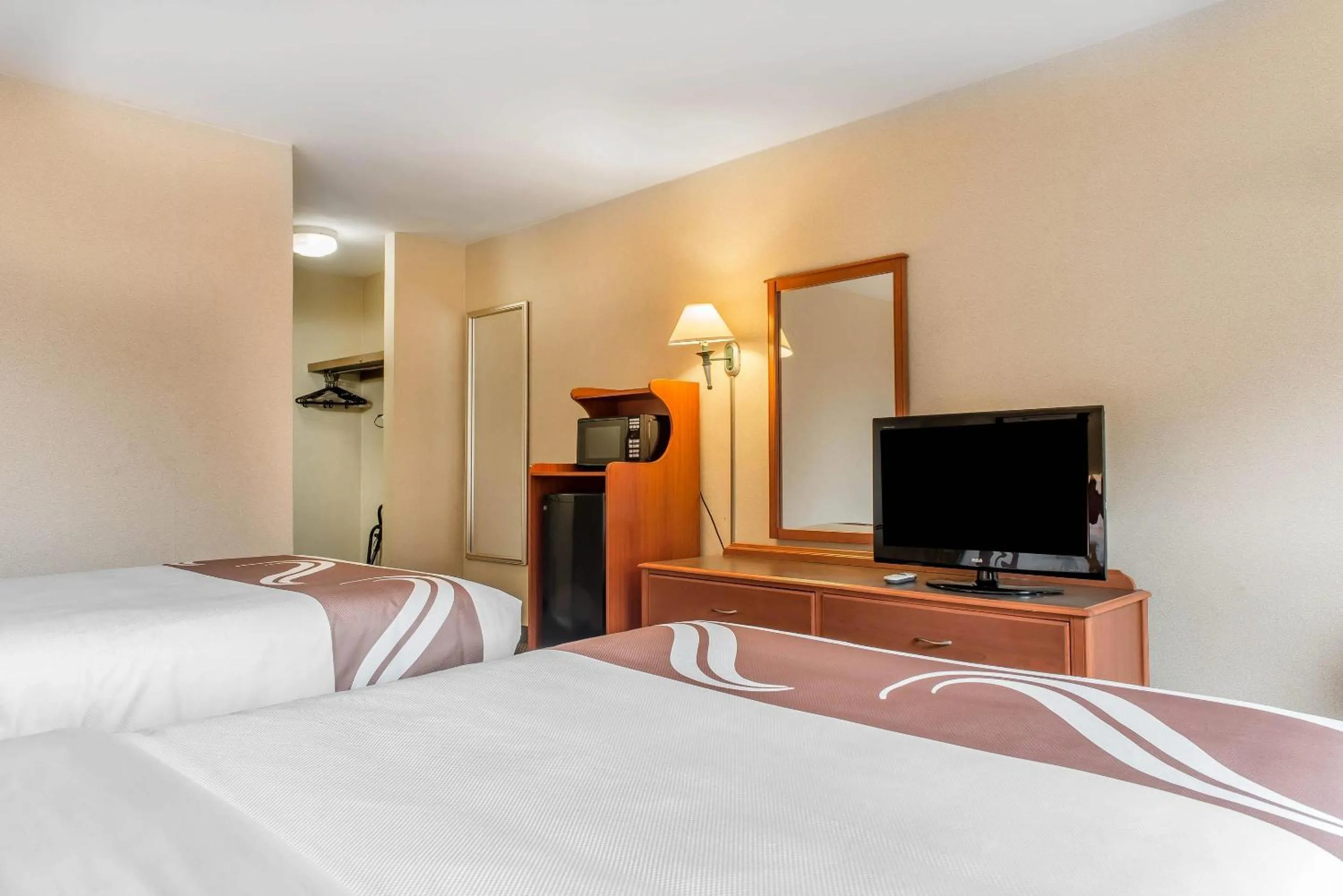 Bedroom, Bed in Quality Inn Hermitage South