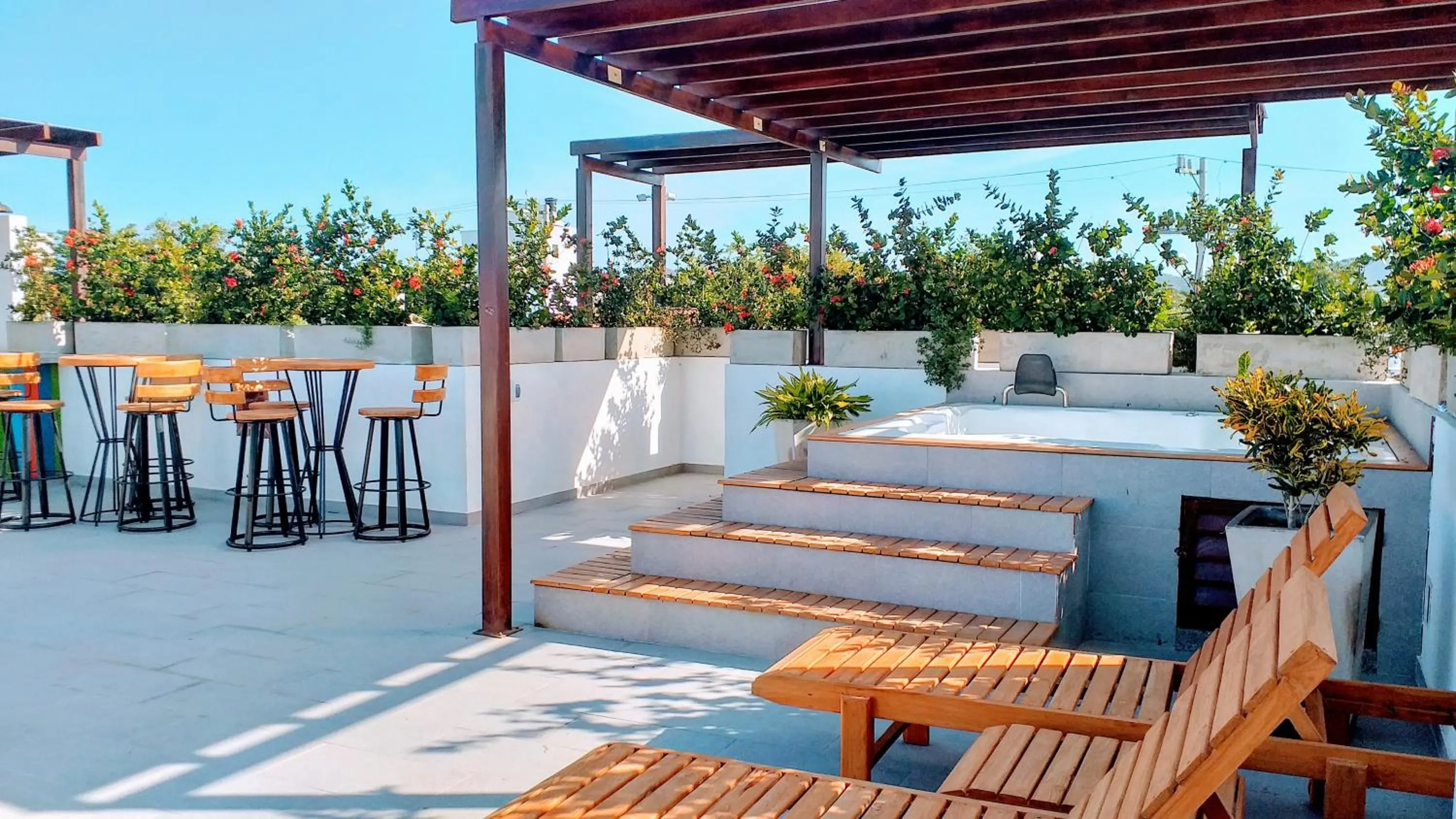 Patio in Akuamarina Hotel