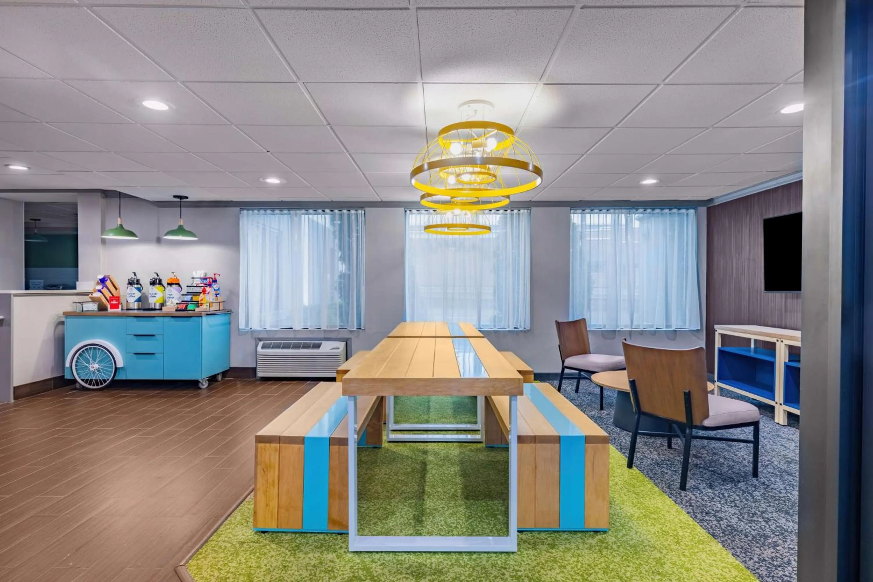 Breakfast in Spark by Hilton Clarks Summit