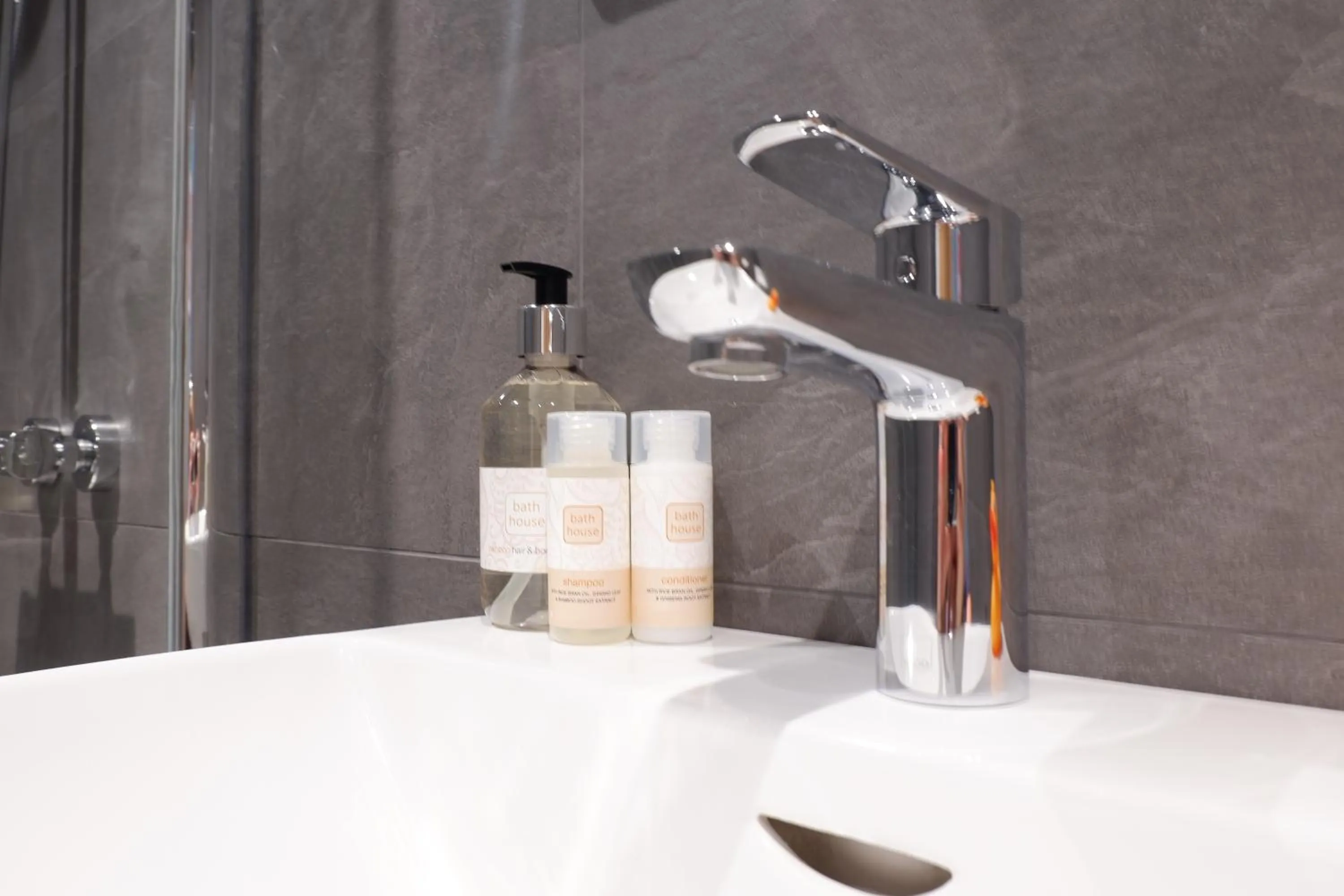 Bathroom in The New Inn