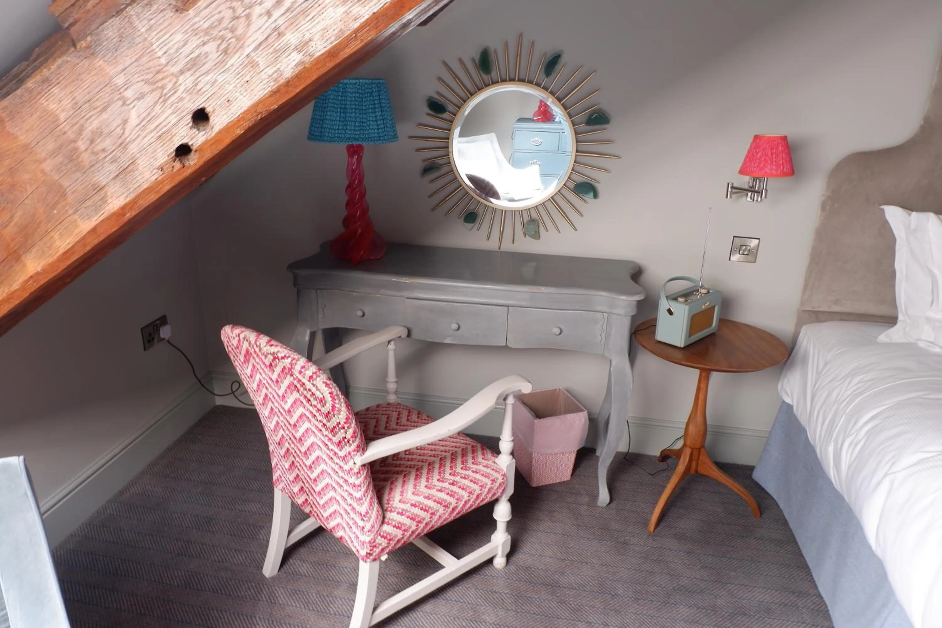 Seating area, Bed in The New Inn