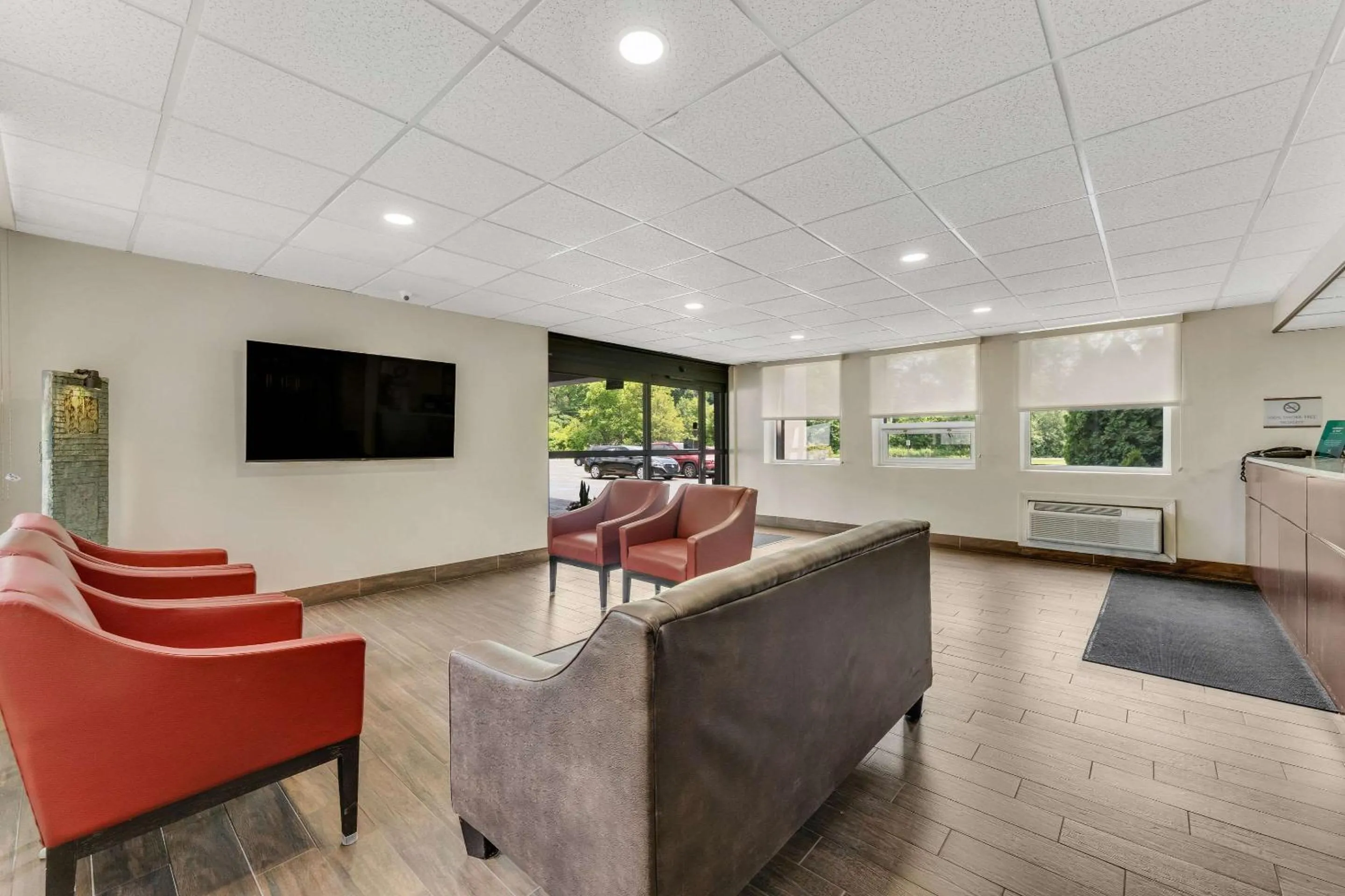 Lobby or reception in Quality Inn Easton