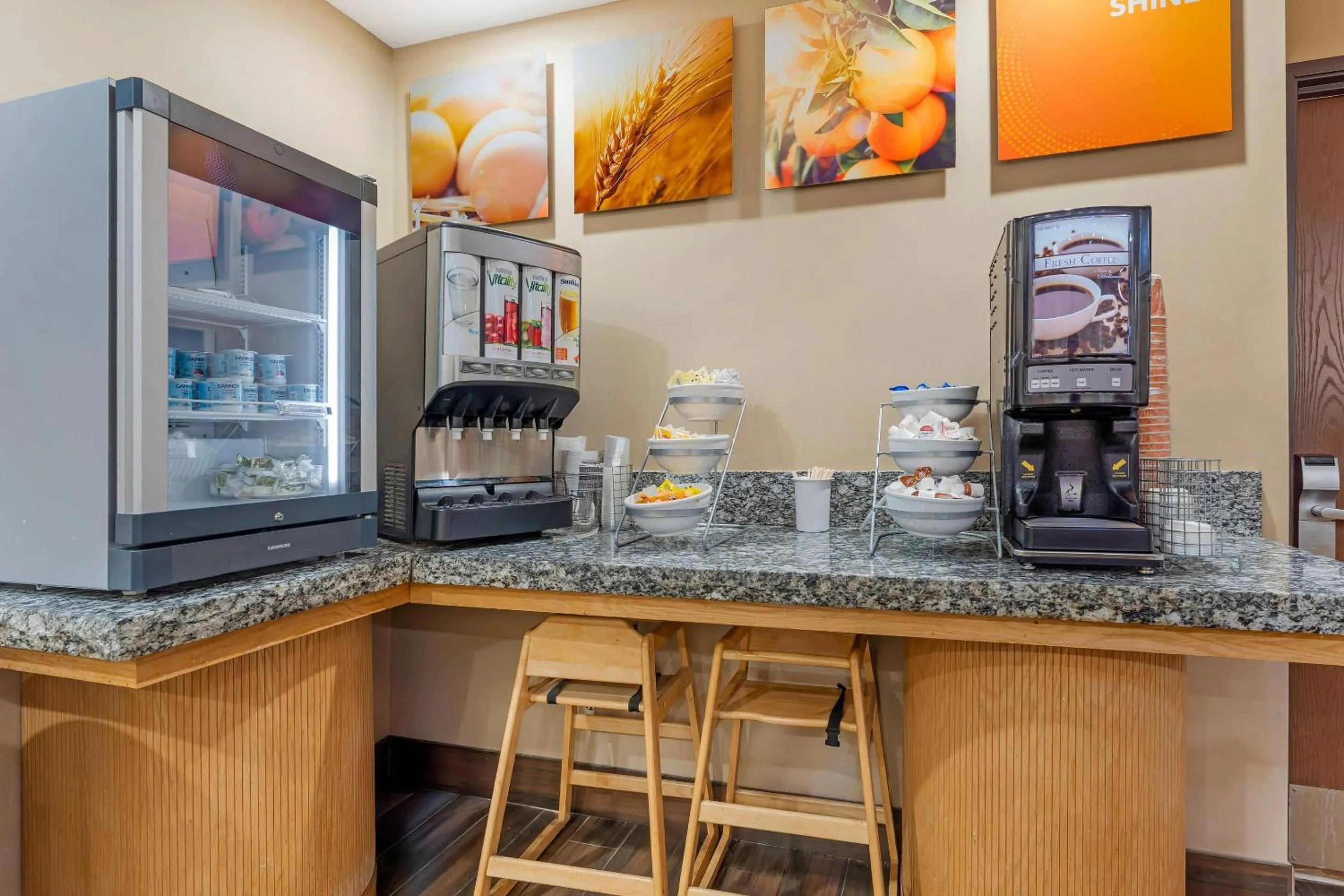 Breakfast in Comfort Suites Monroeville - Pittsburgh East