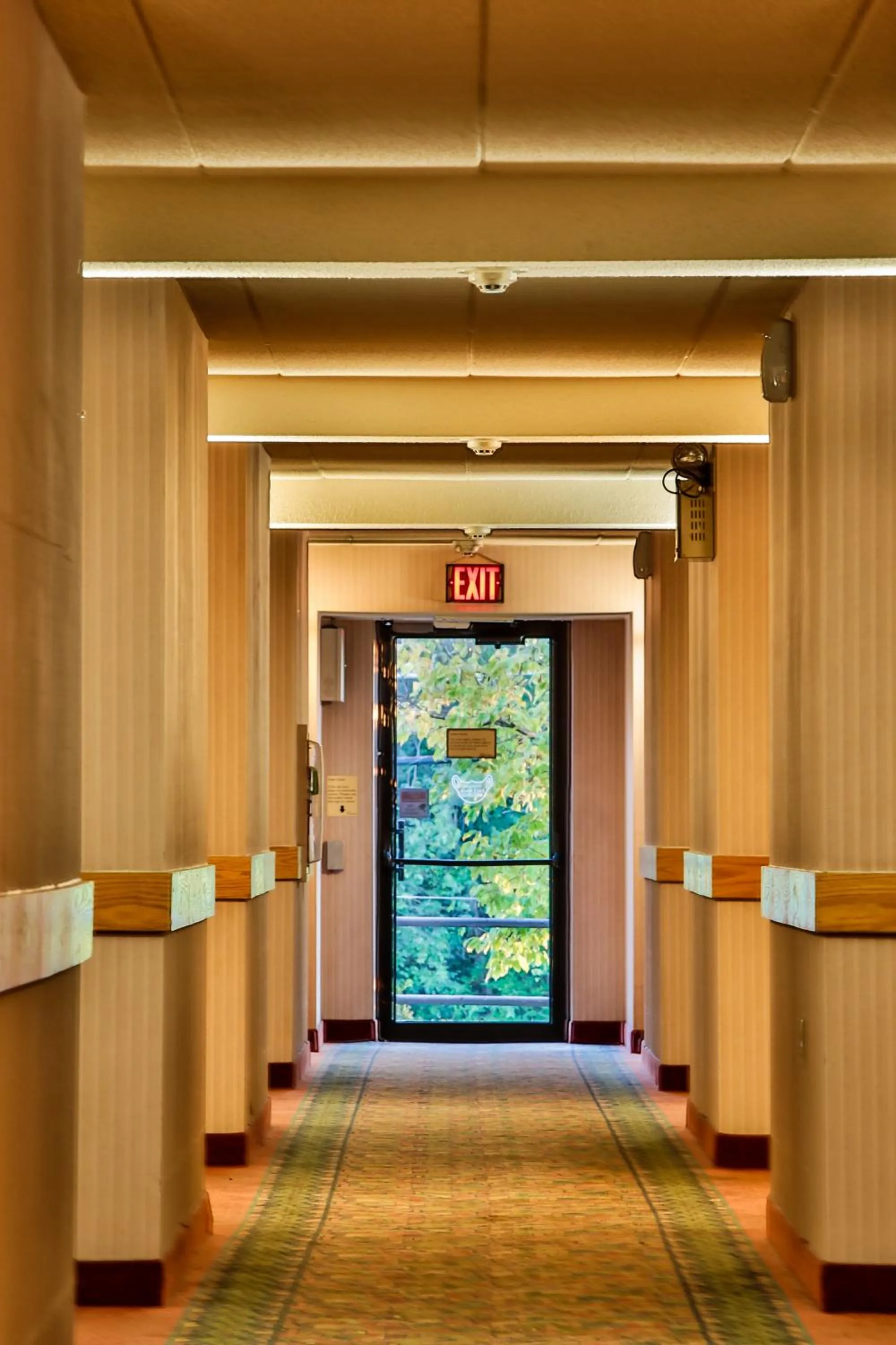 Property building in The View Inn & Suites Bethlehem / Allentown / Lehigh Airport