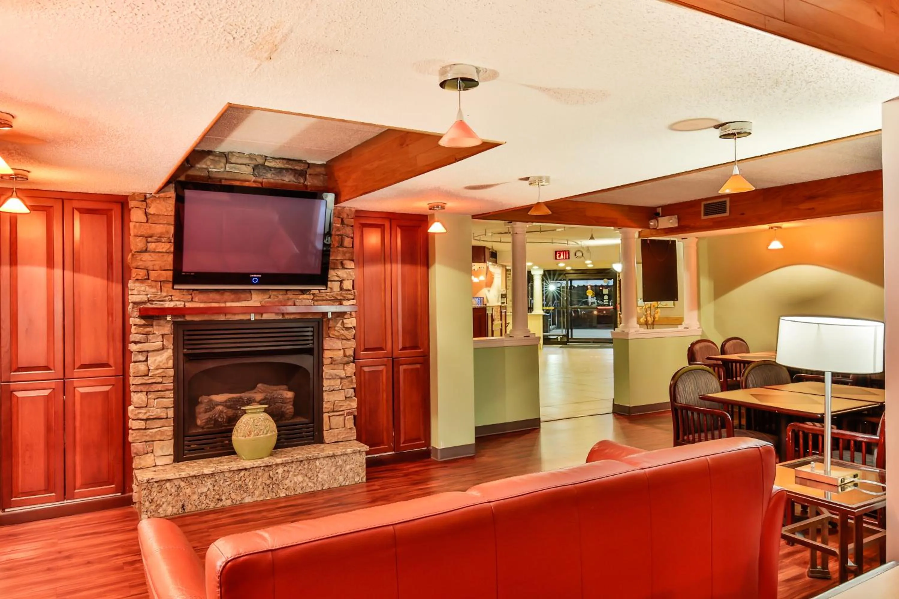 Breakfast in The View Inn & Suites Bethlehem / Allentown / Lehigh Airport