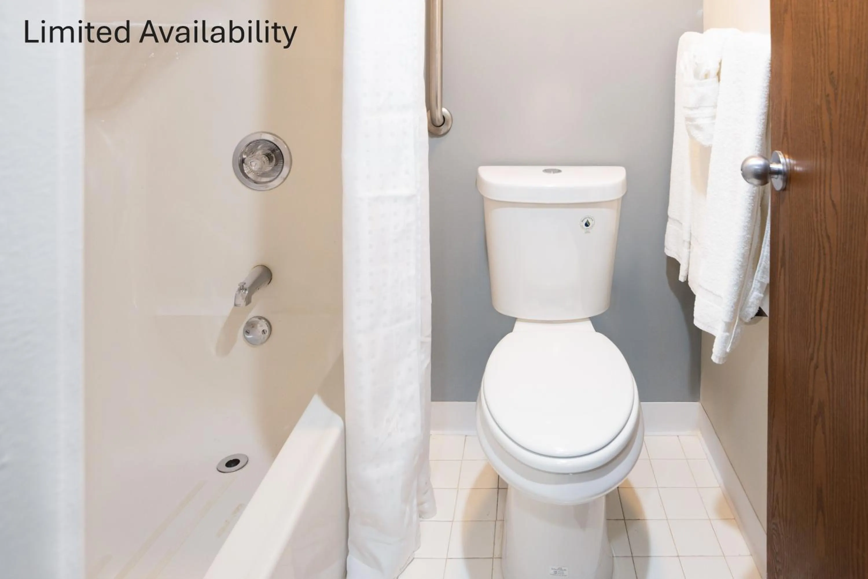 Toilet in The View Inn & Suites Bethlehem / Allentown / Lehigh Airport