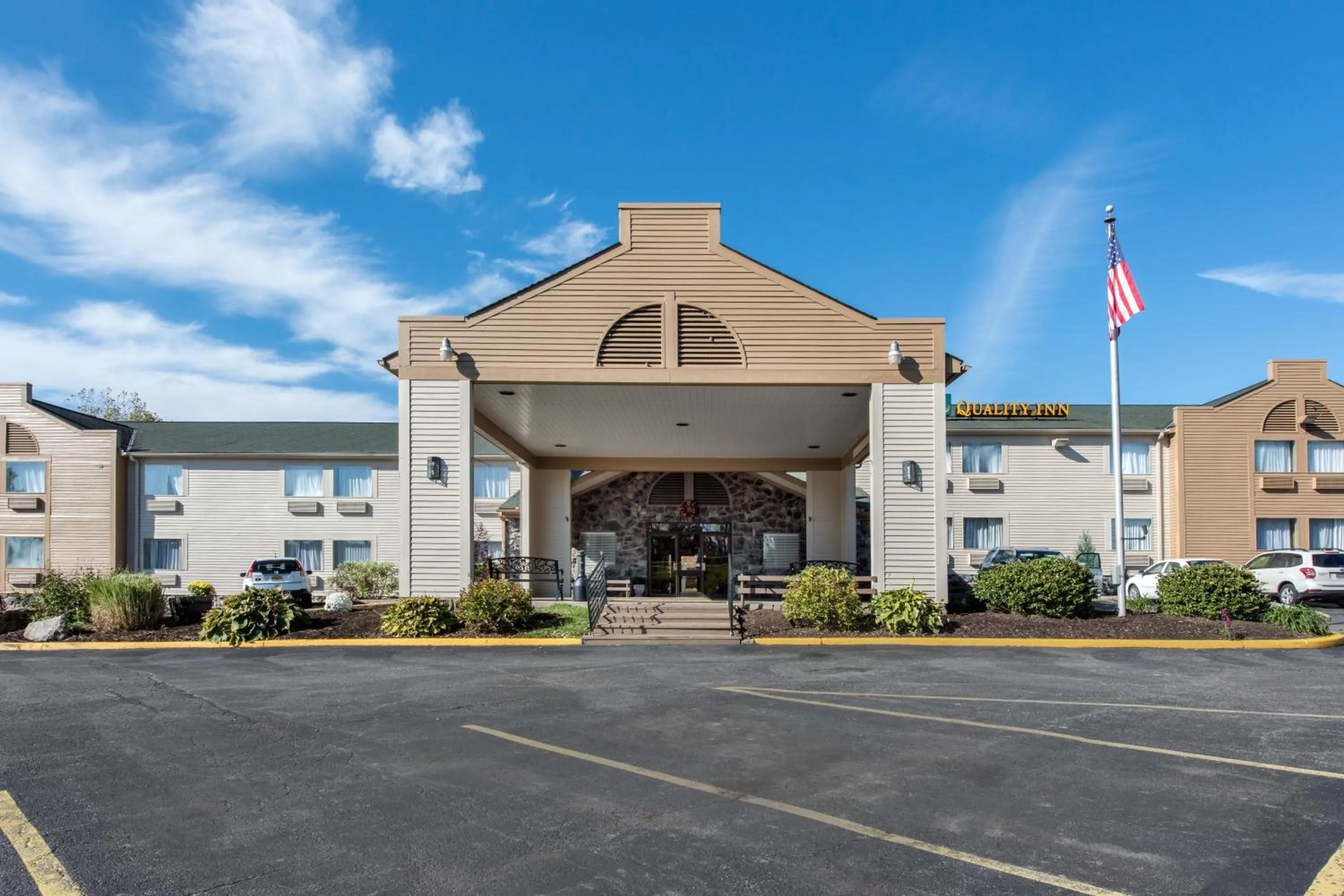 Property building in Quality Inn & Suites New Castle