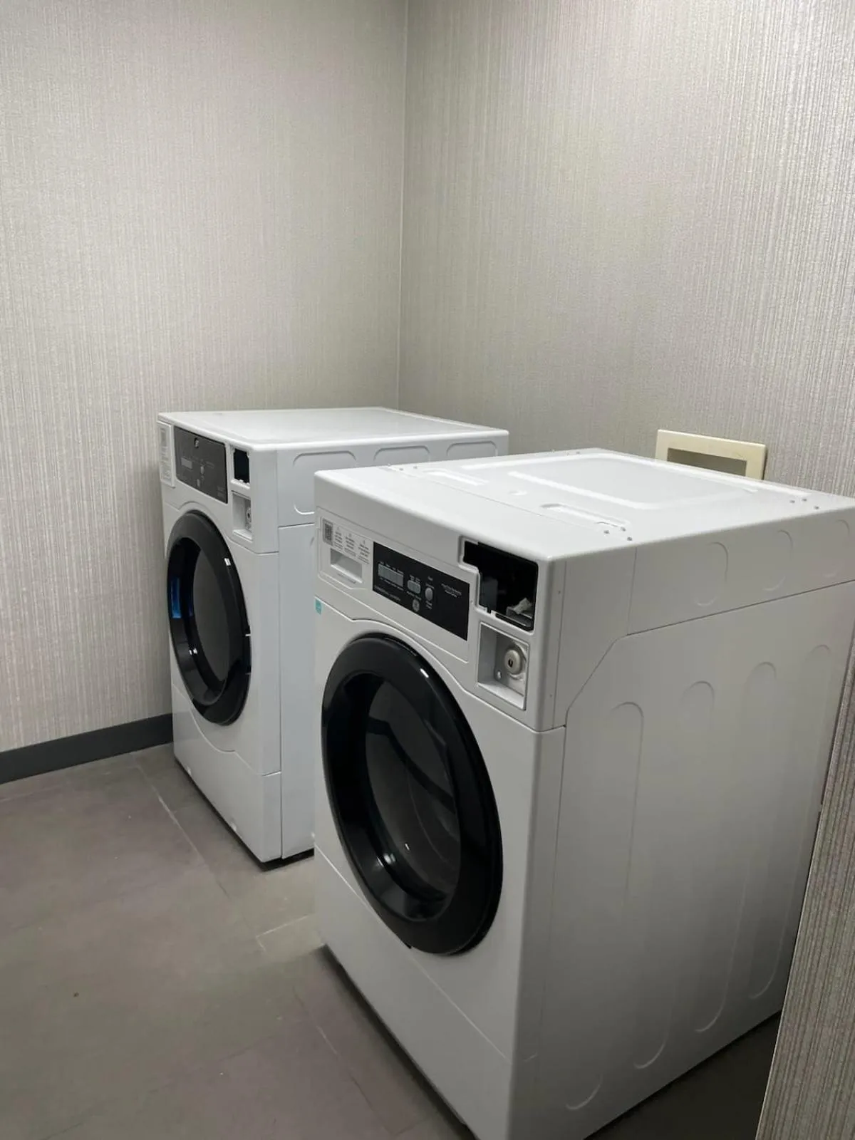 washing machine in Wingate by Wyndham Grove City