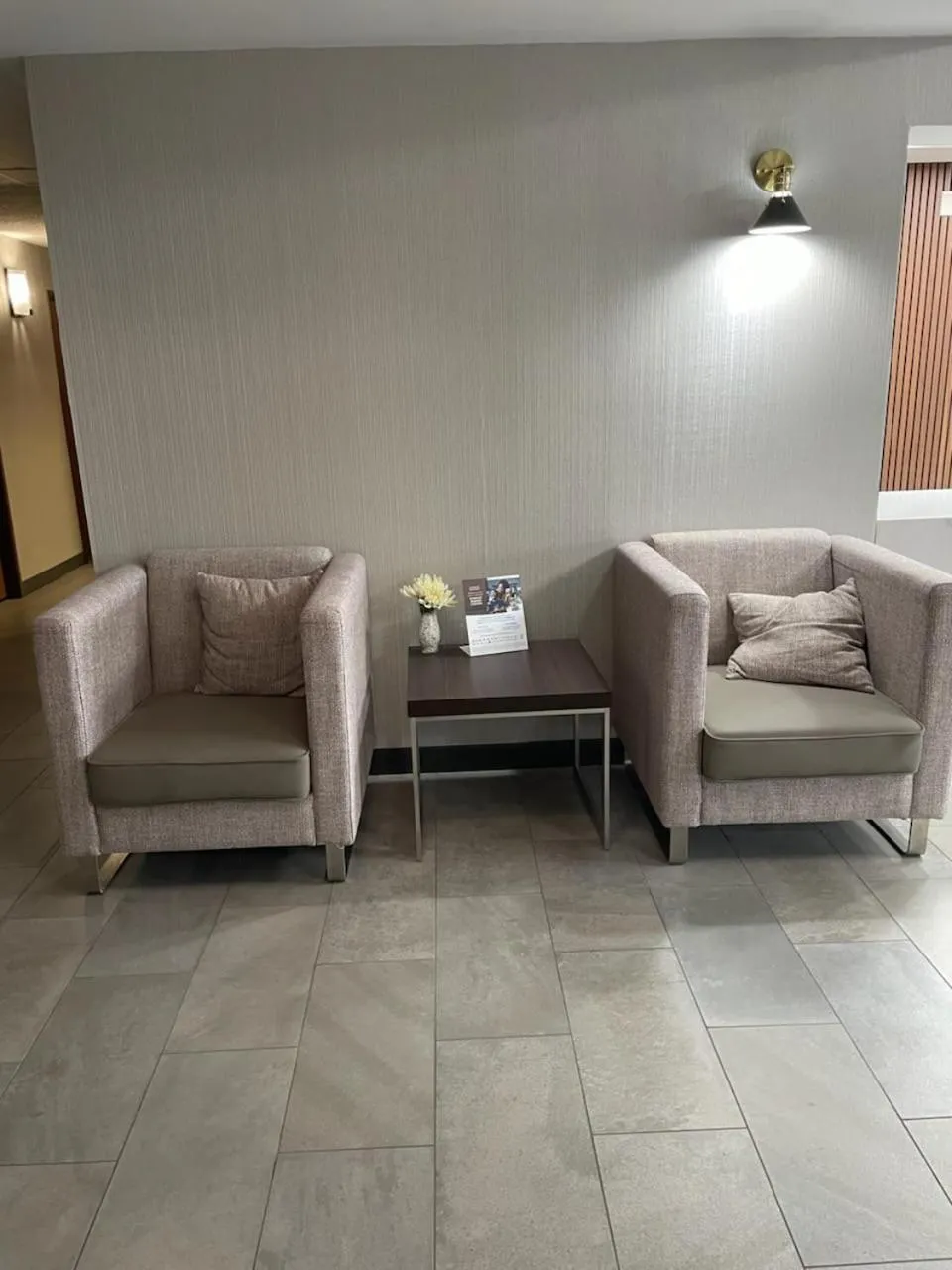 Seating area in Wingate by Wyndham Grove City