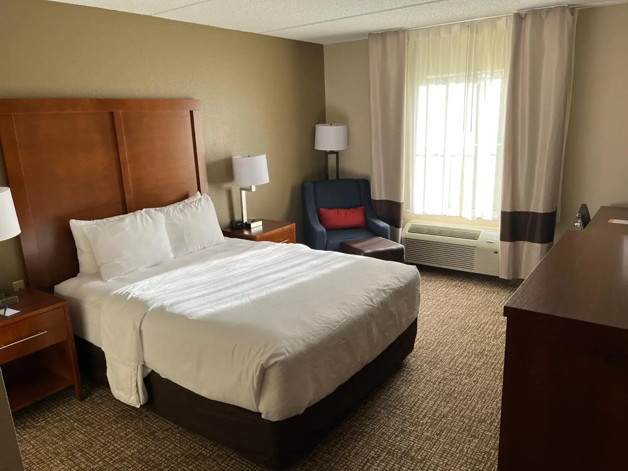 Queen Room with Bath Tub - Mobility Accessible/Non-Smoking in Wingate by Wyndham Clearfield Queen Room with Bath Tub - Mobility Accessible/Non-Smoking in Wingate by Wyndham Clearfield