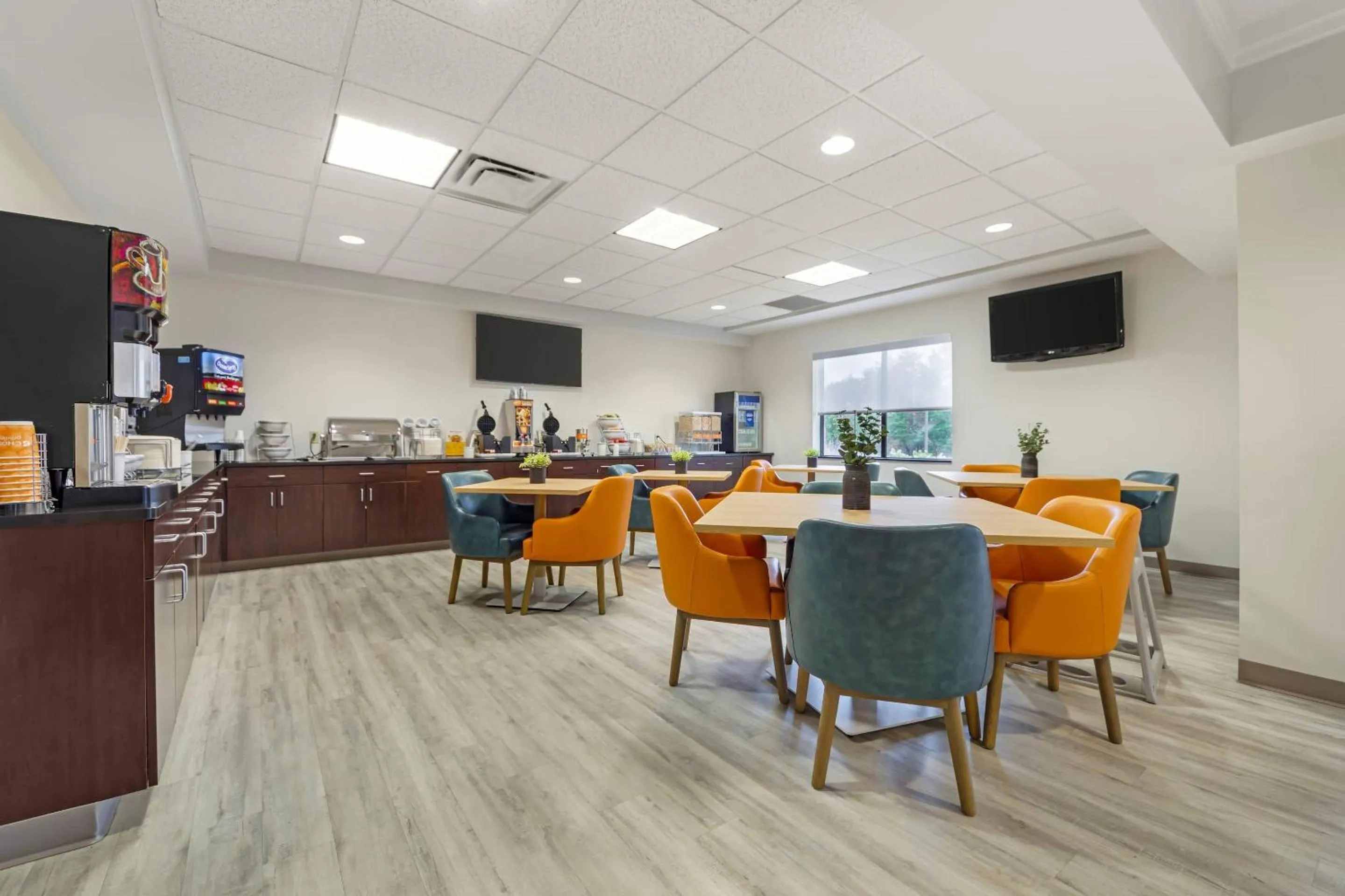 Breakfast in Comfort Suites Lewisburg