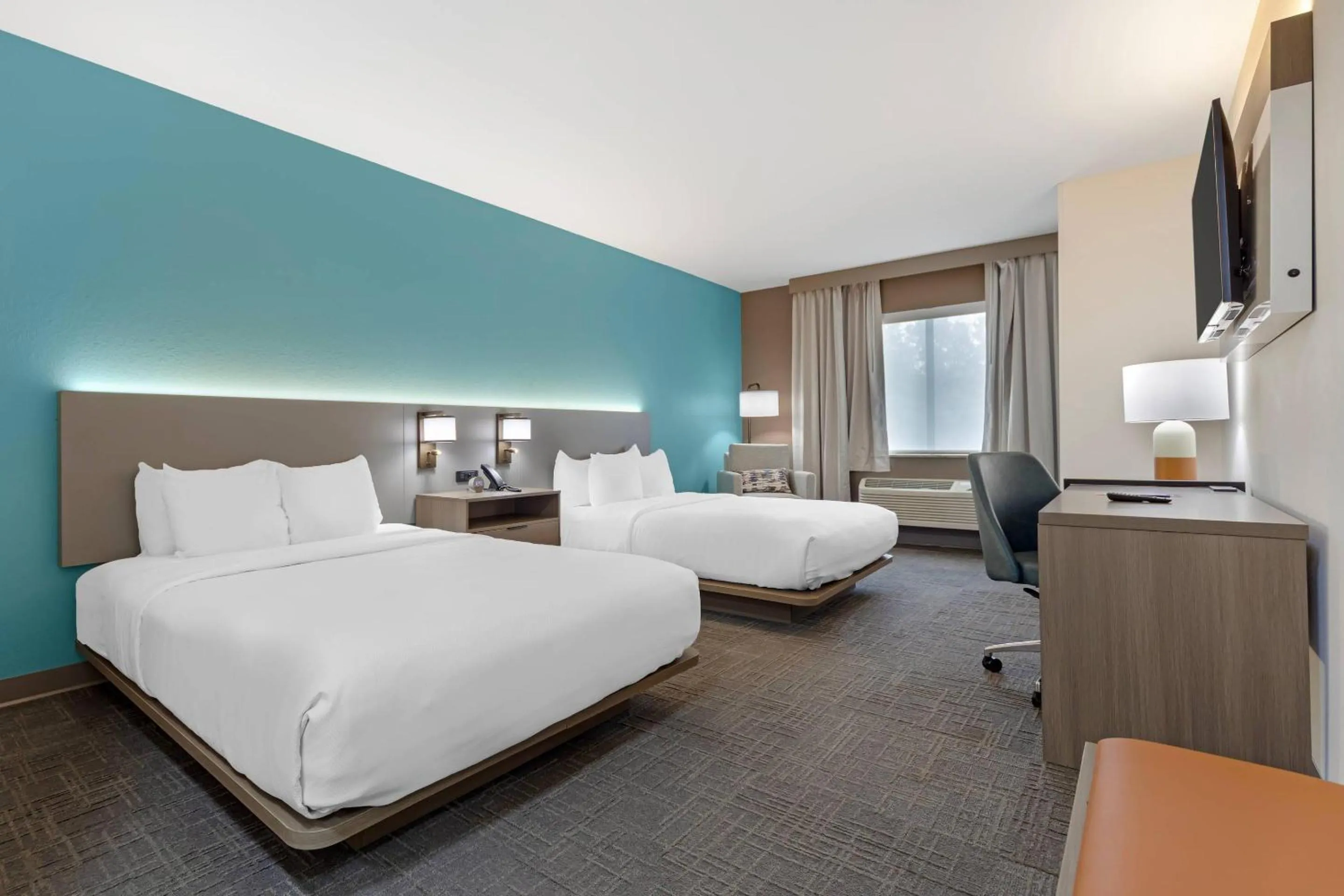 Bedroom, Bed in Comfort Suites Lewisburg