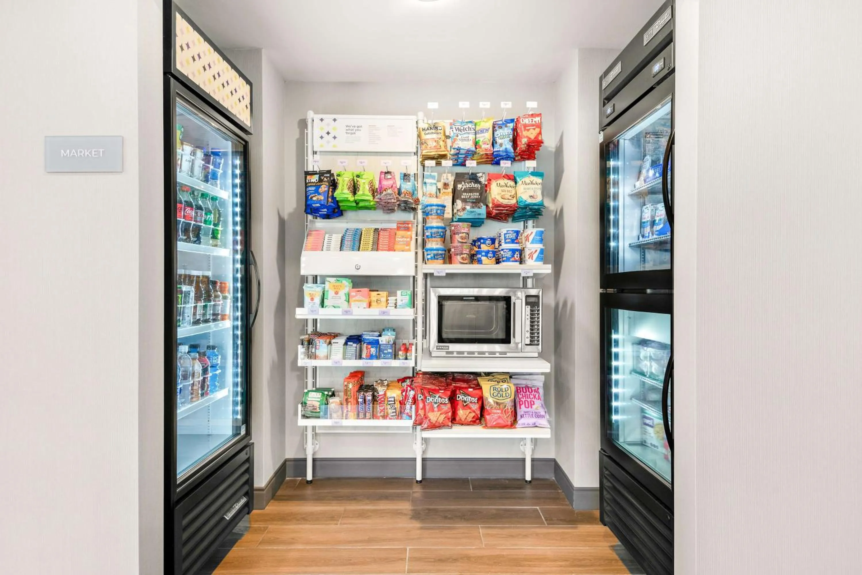 Restaurant/places to eat in Spark By Hilton Exton