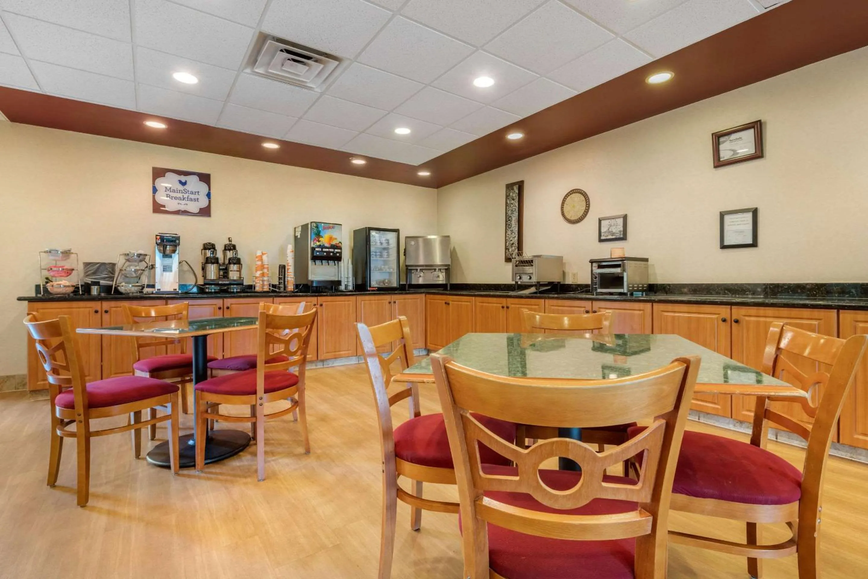 Restaurant/places to eat in MainStay Suites Grantville - Hershey North