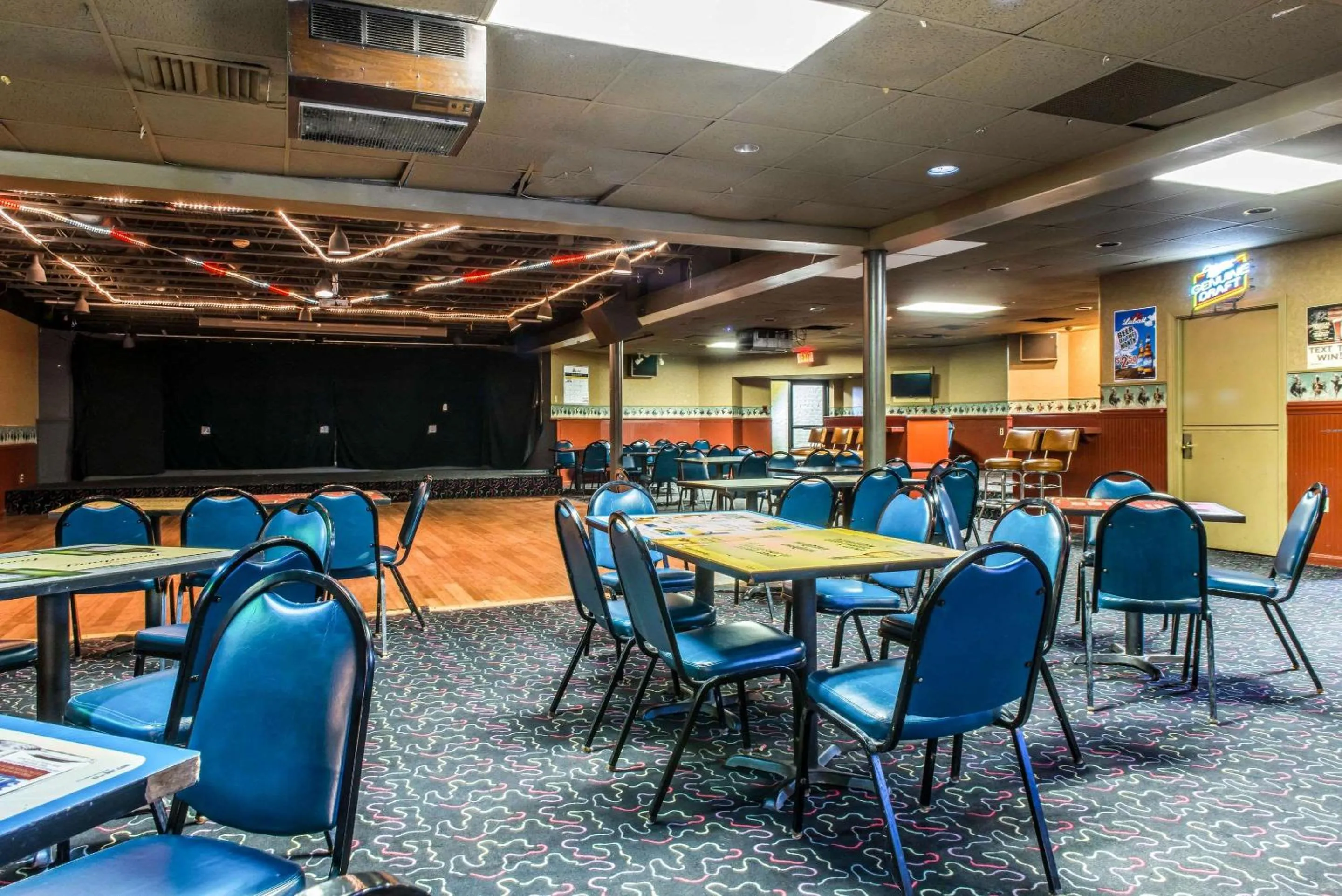 Lounge or bar in Quality Inn & Suites Fairview - Erie