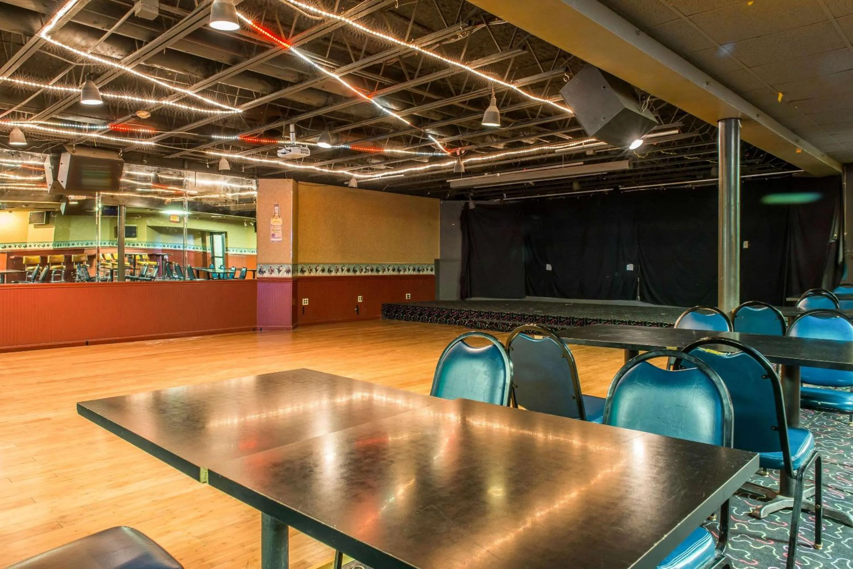 Restaurant/places to eat in Quality Inn & Suites Fairview - Erie