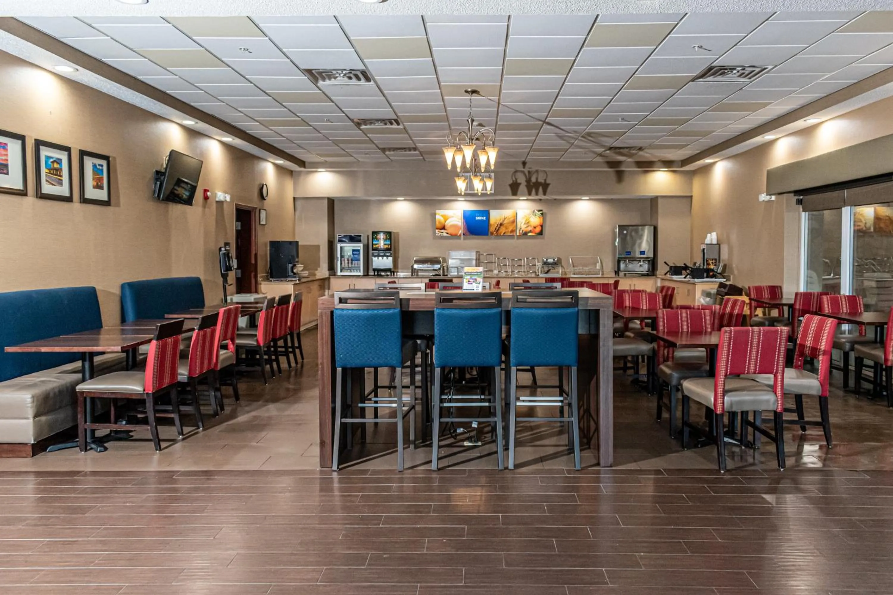 Breakfast in Comfort Suites Near Gettysburg Battlefield Visitor Center