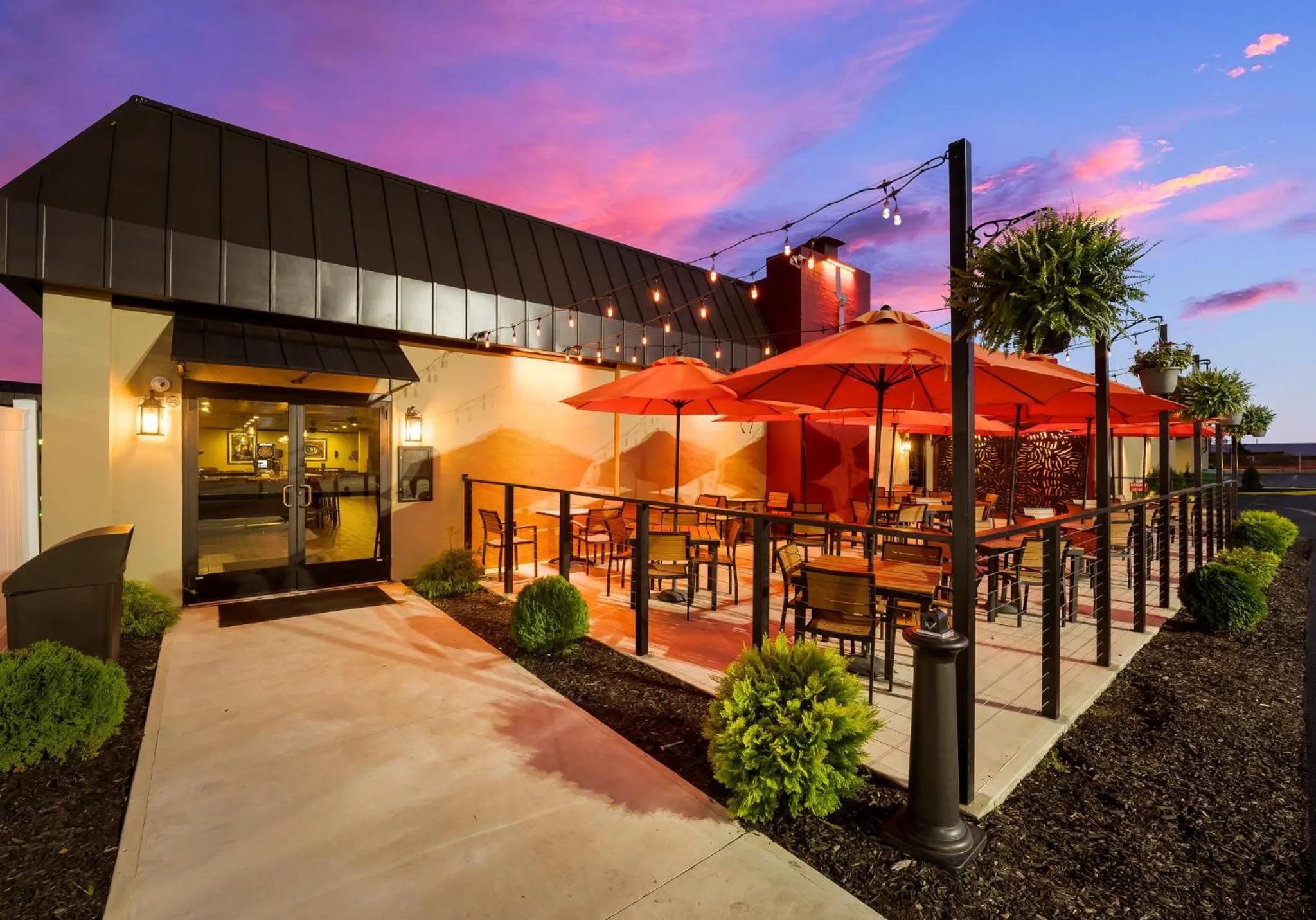 Restaurant/places to eat in Red Roof Inn Reading