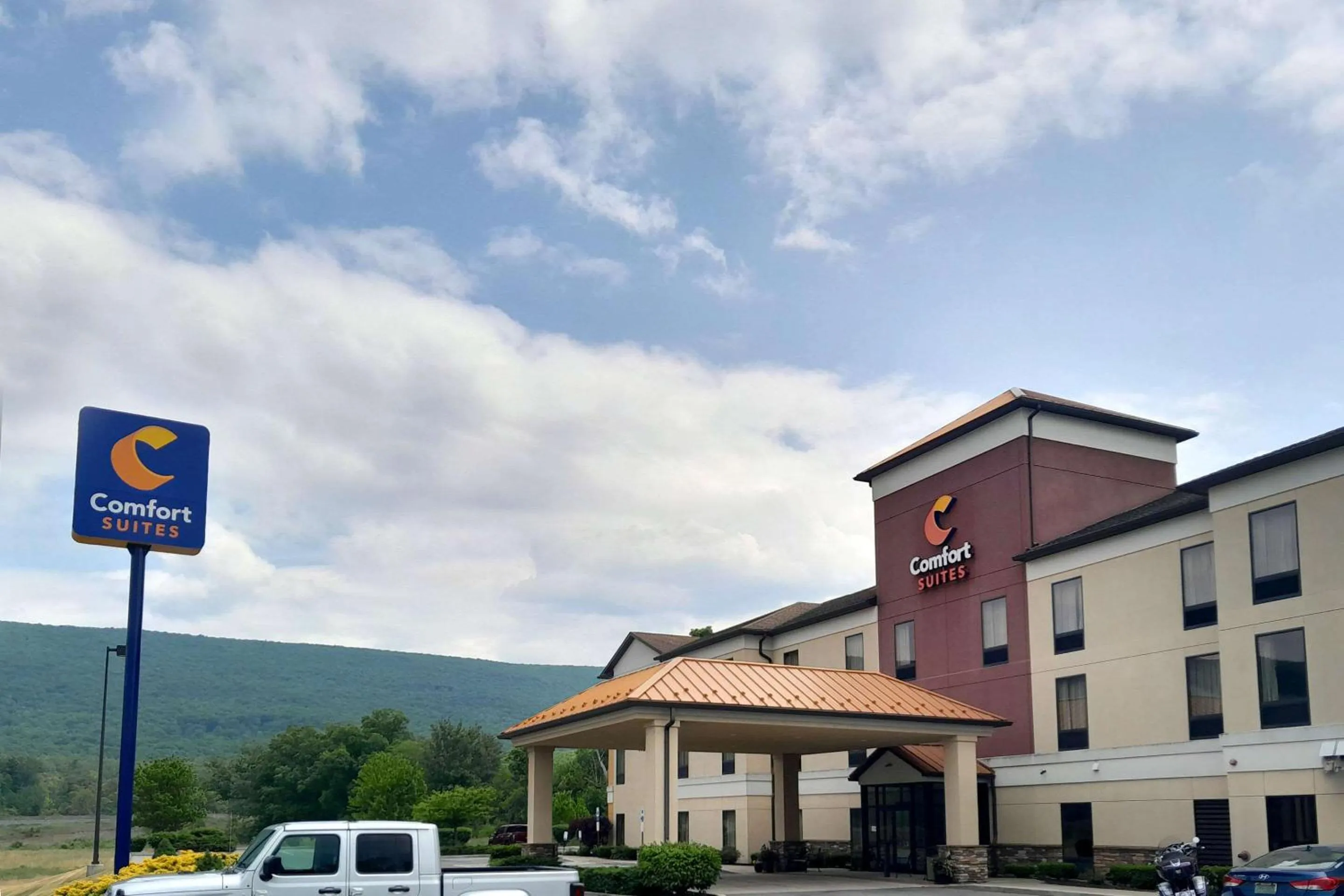 Comfort Suites Altoona North