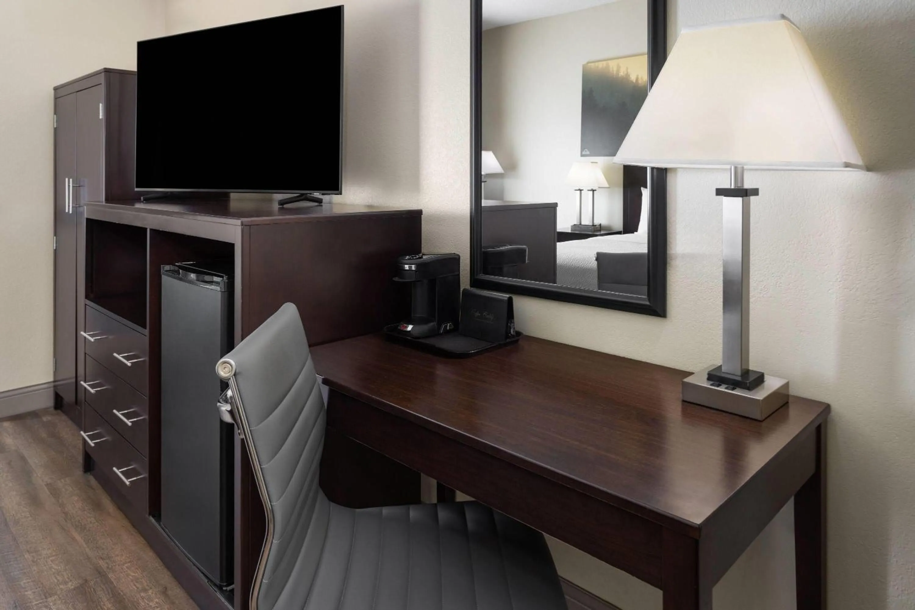 Photo of the whole room in Days Inn by Wyndham Penn State