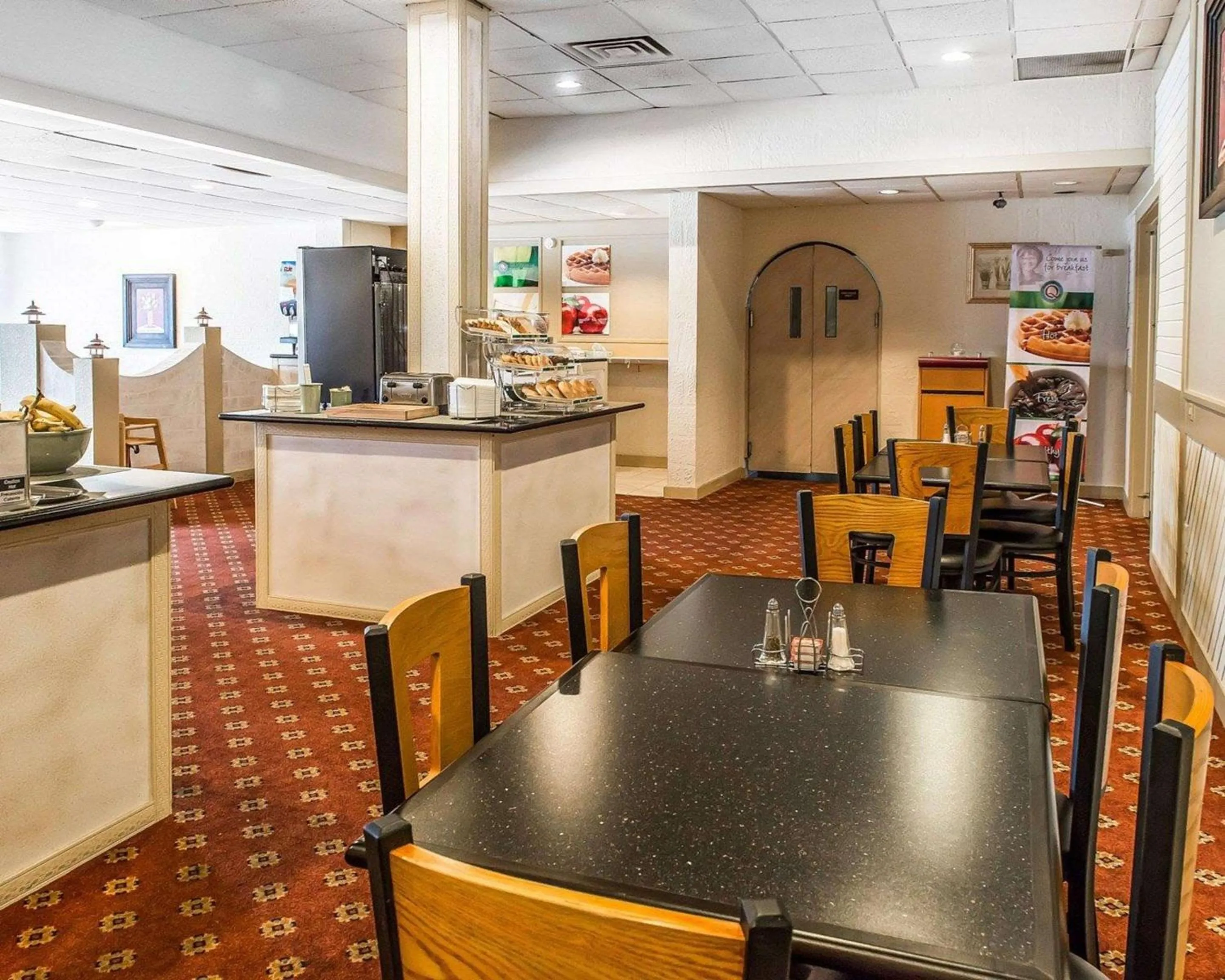Restaurant/places to eat in Quality Inn & Suites Indiana South