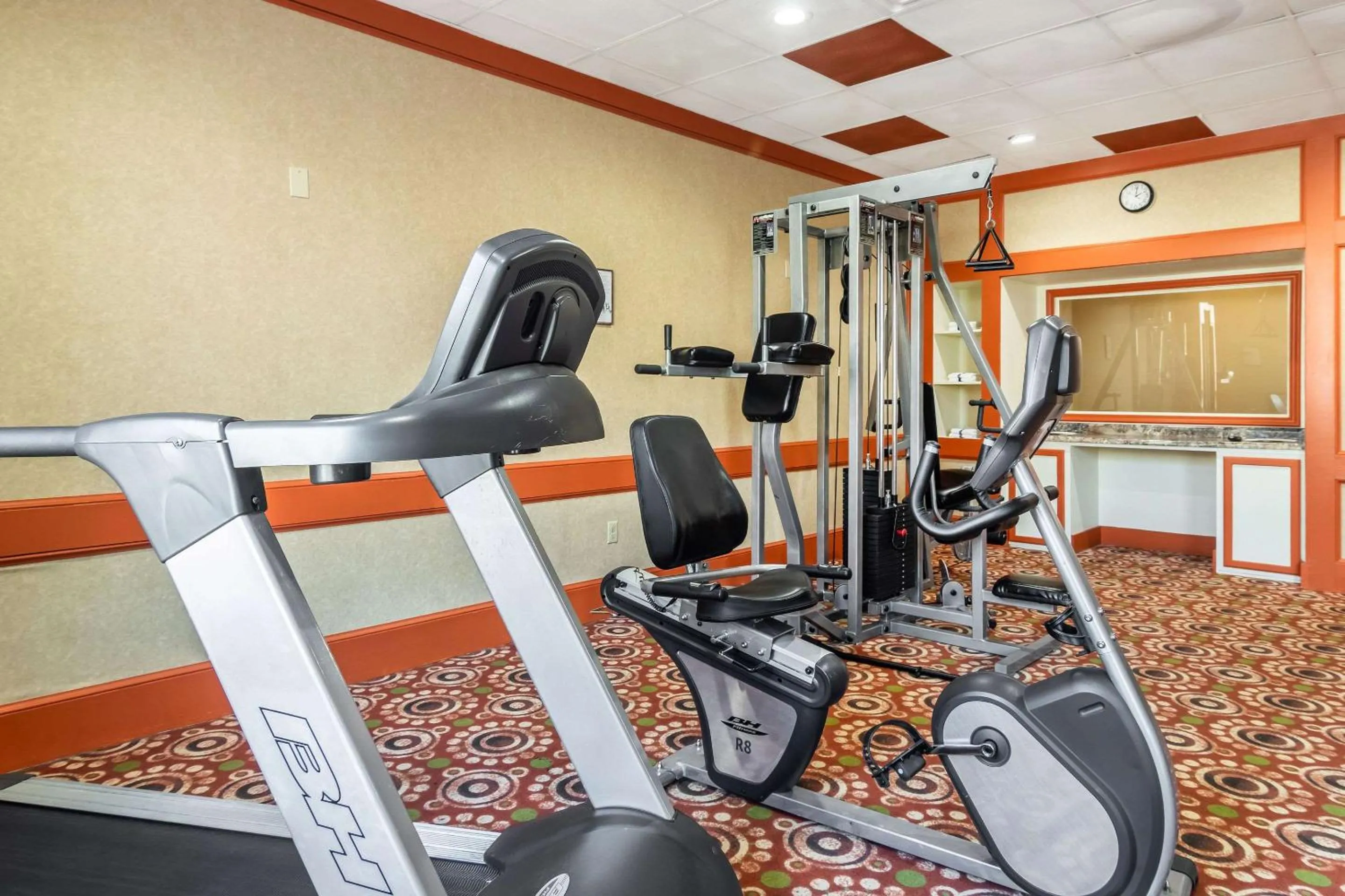 Fitness centre/facilities in Quality Inn & Suites Indiana South