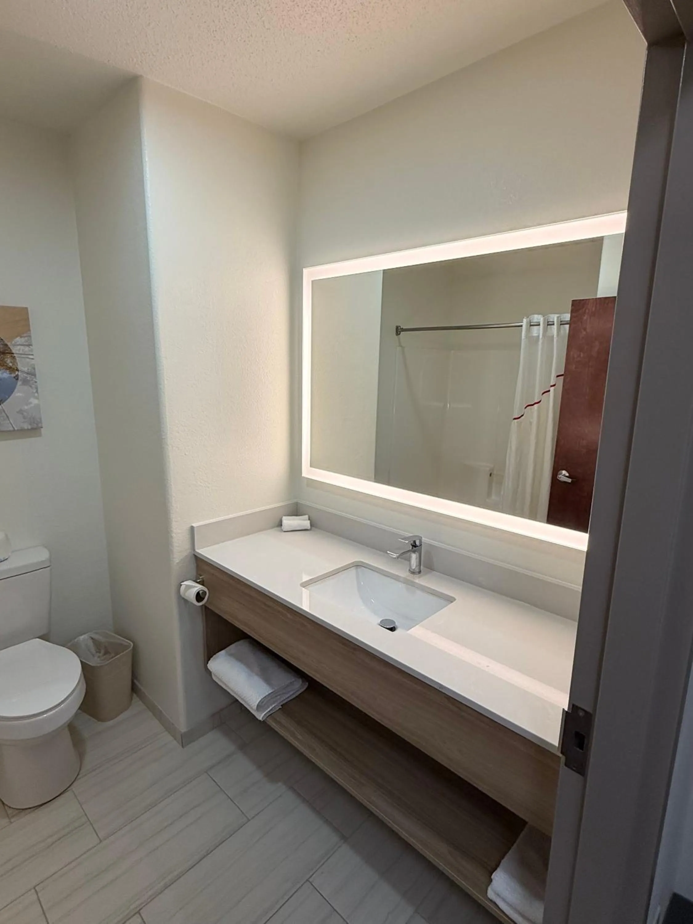 Red Roof Inn & Suites Bloomsburg - Mifflinville