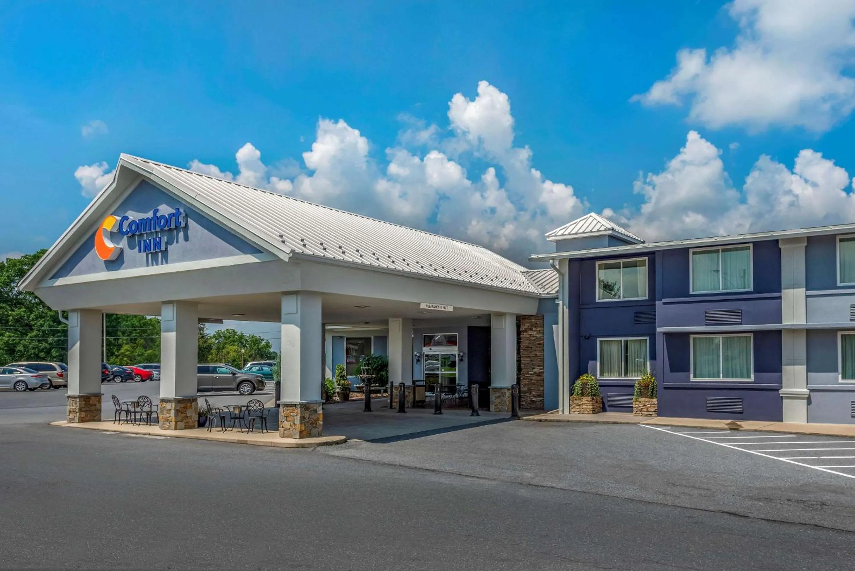 Property building in Comfort Inn Lancaster County North
