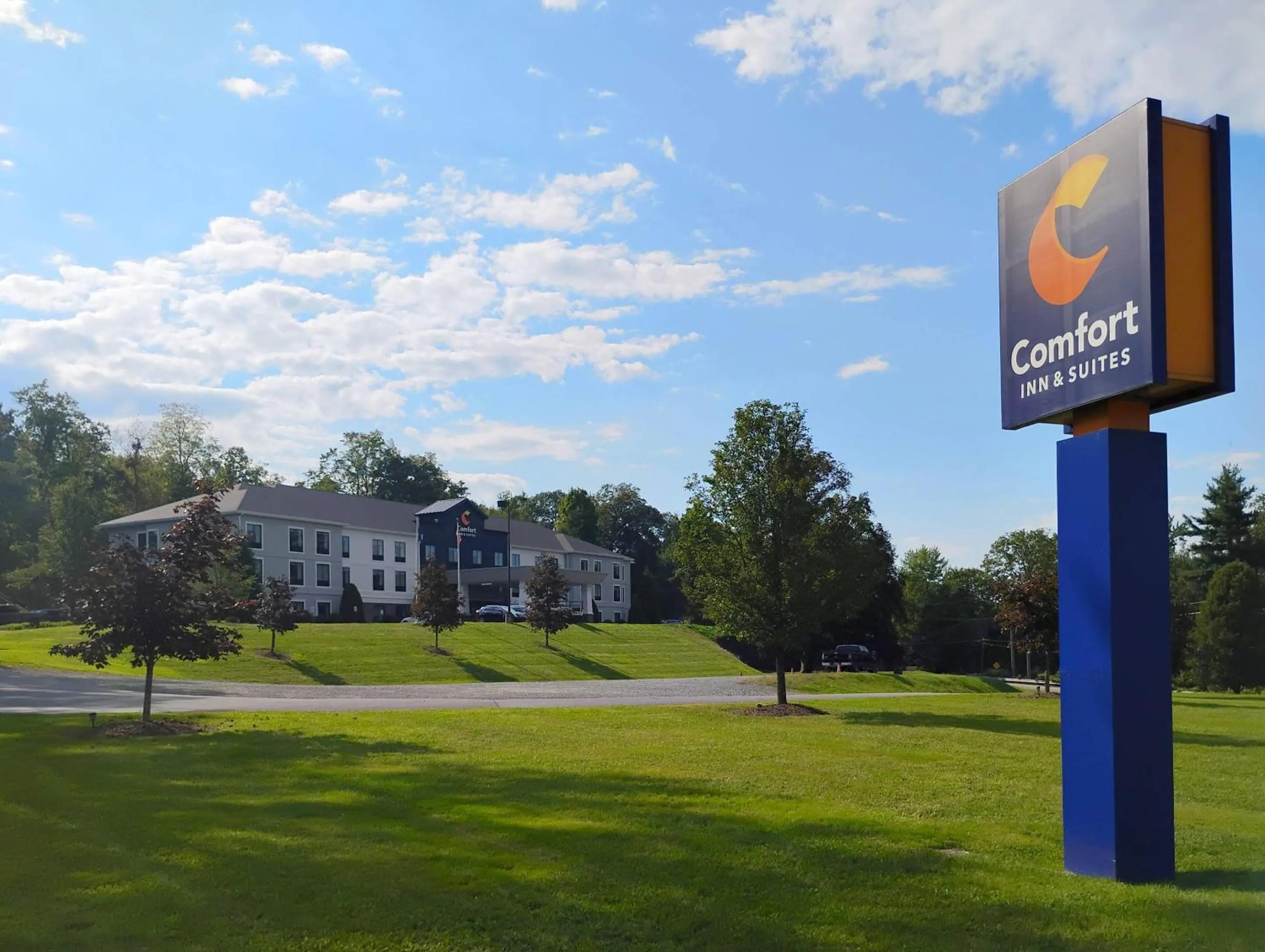 Property building in Comfort Inn & Suites Tunkhannock