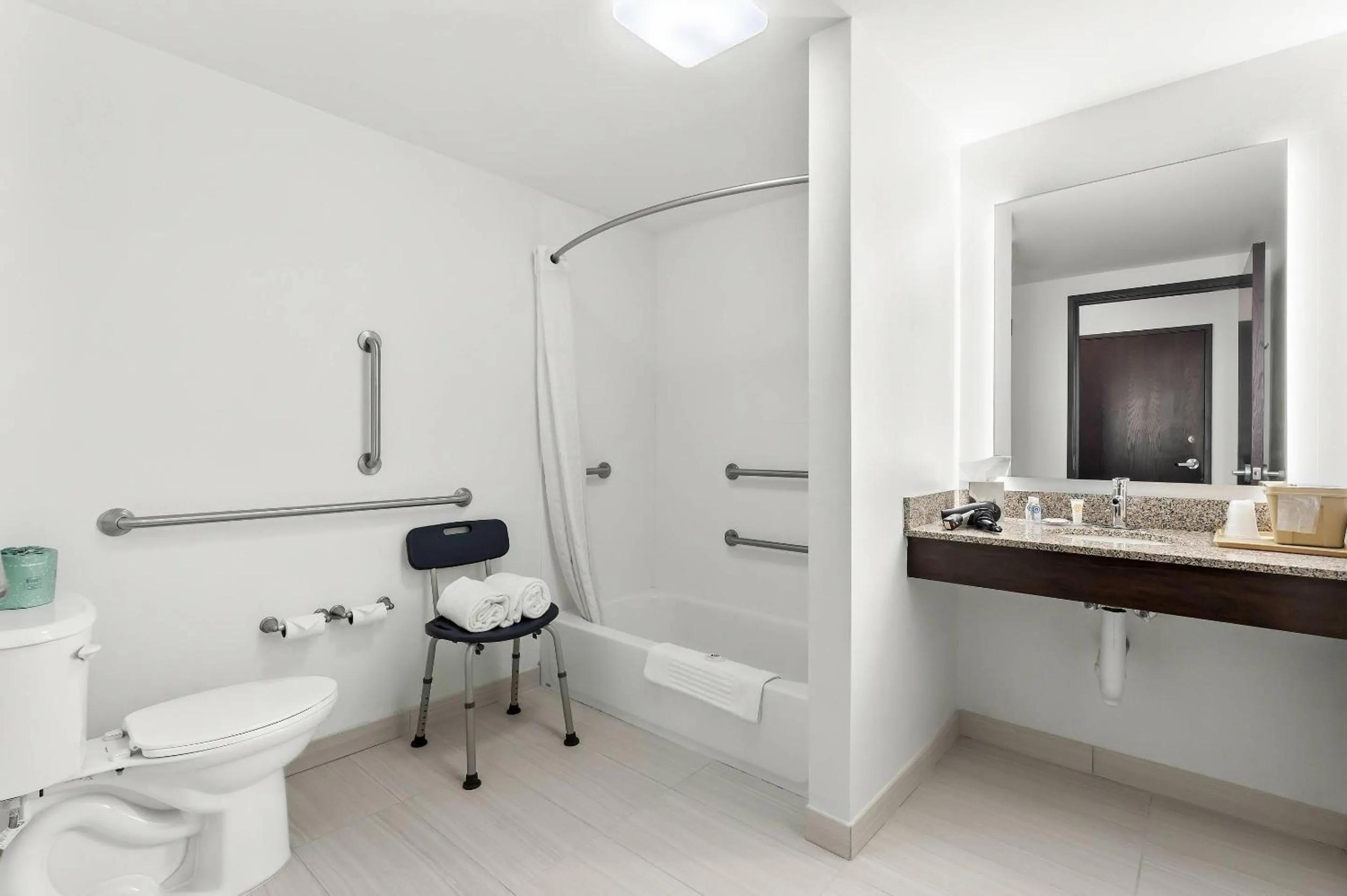 Bedroom in Comfort Inn & Suites Tunkhannock