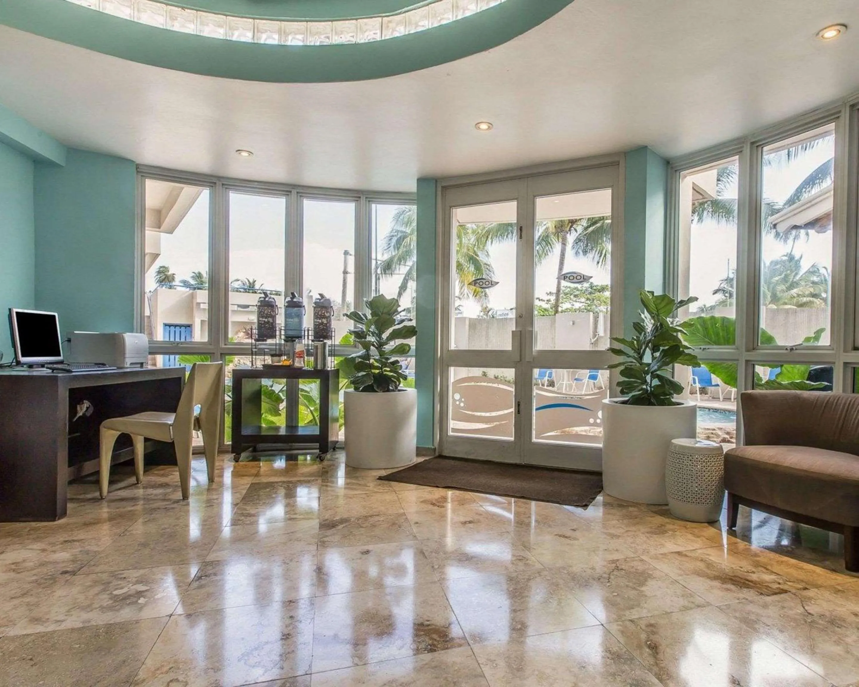 Lobby or reception in Comfort Inn & Suites