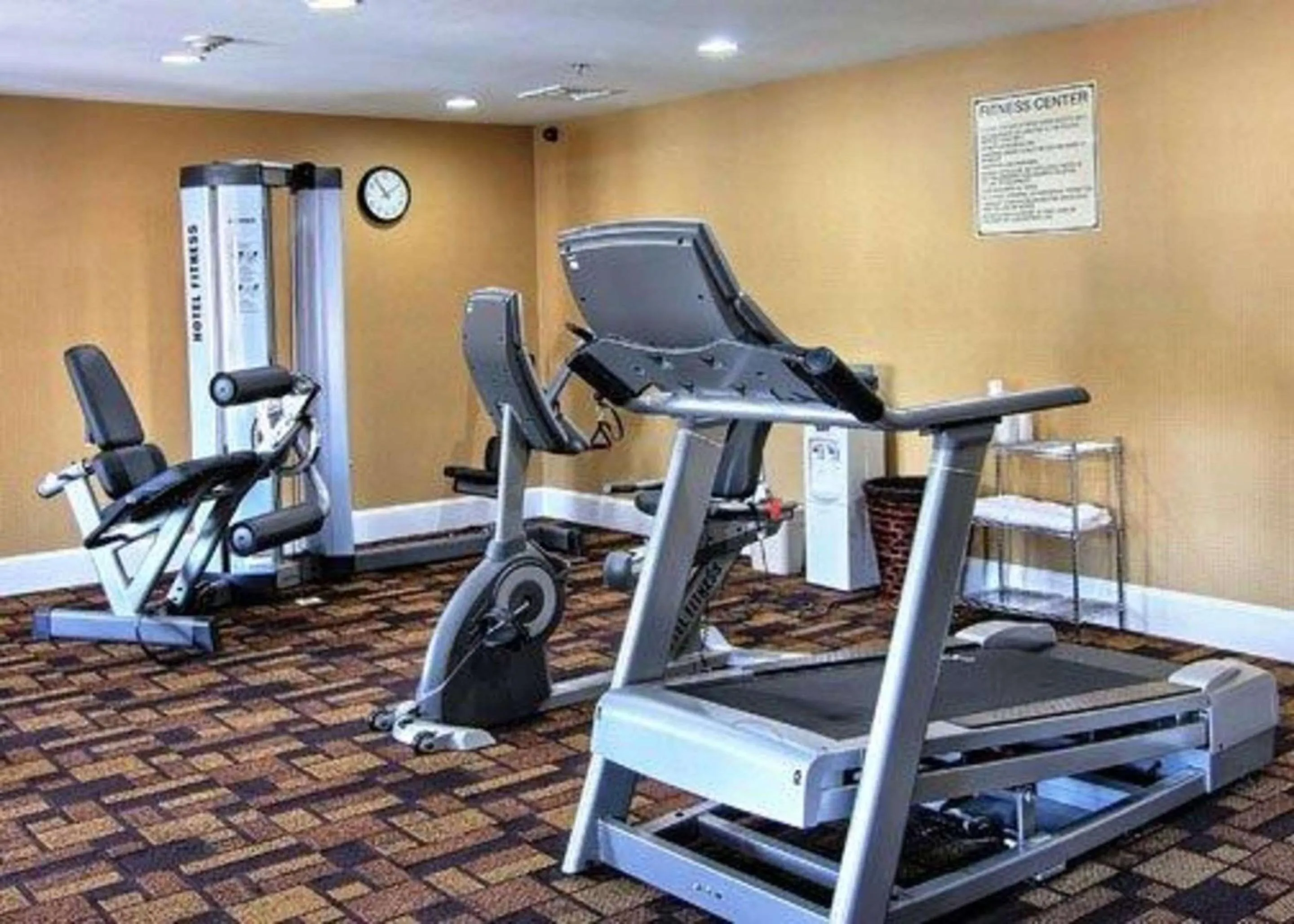 Fitness centre/facilities in Quality Inn & Suites Greenville near downtown