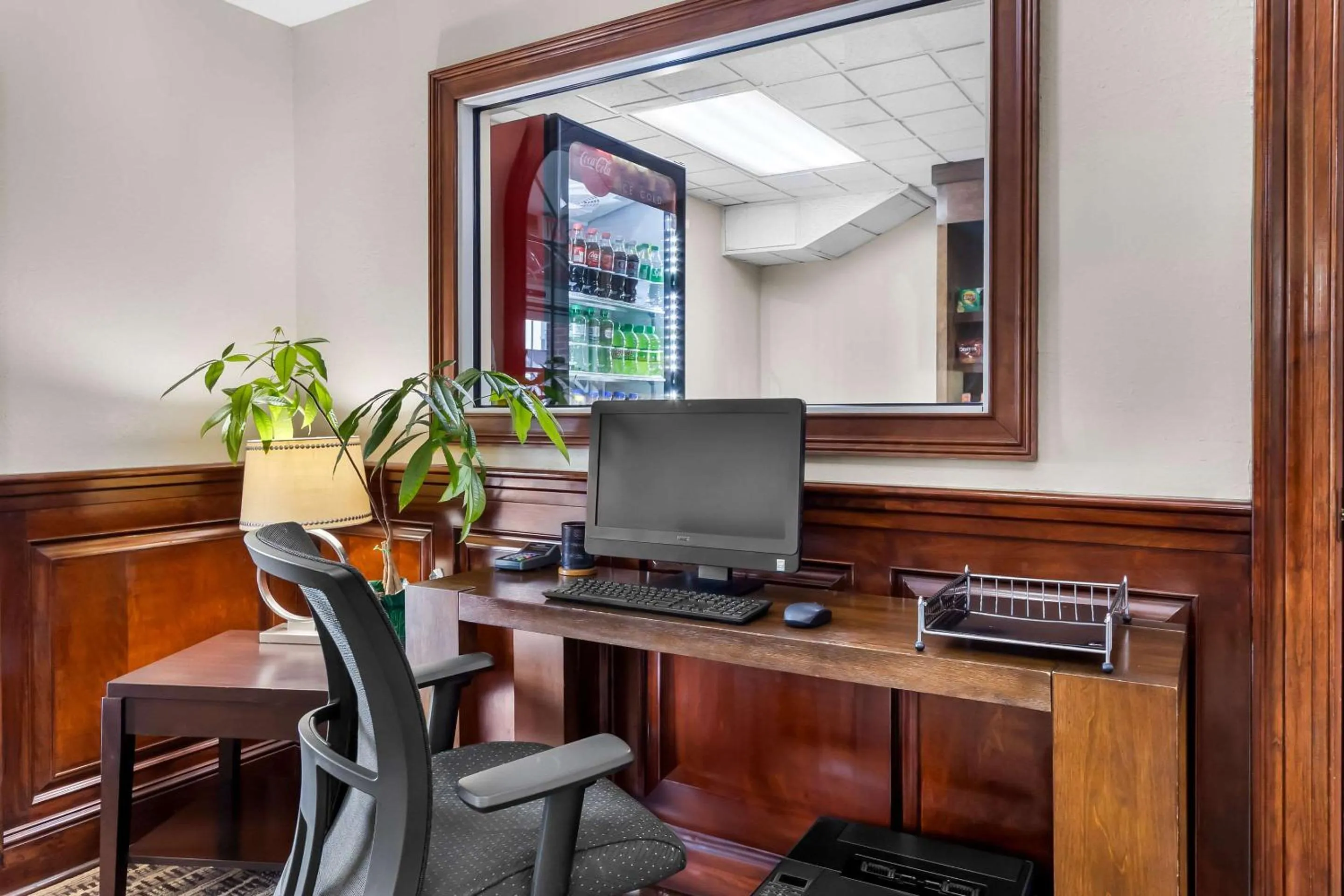 Business facilities in Comfort Suites Sumter near Shaw AFB