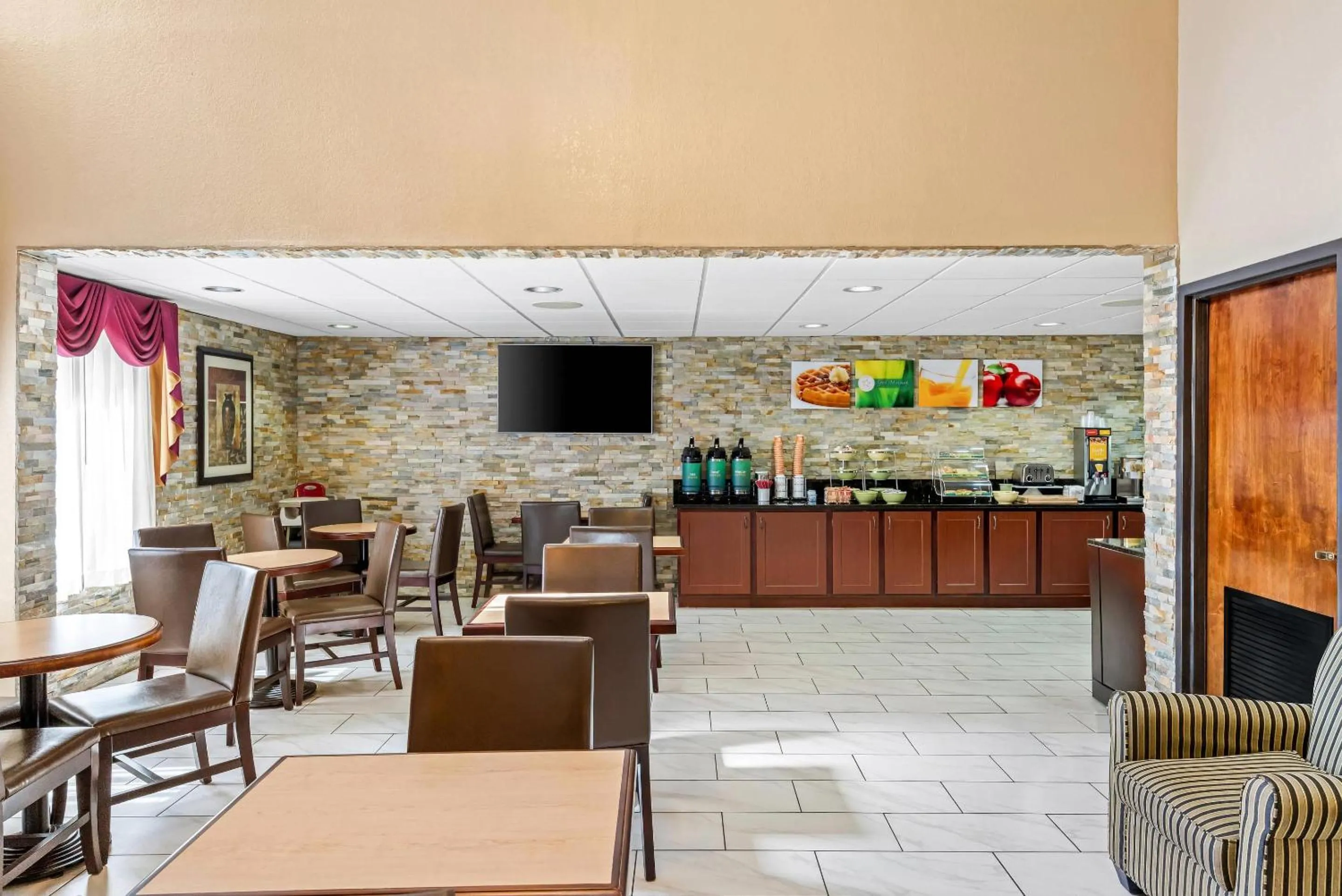 Lobby or reception in Quality Inn & Suites Richburg I-77