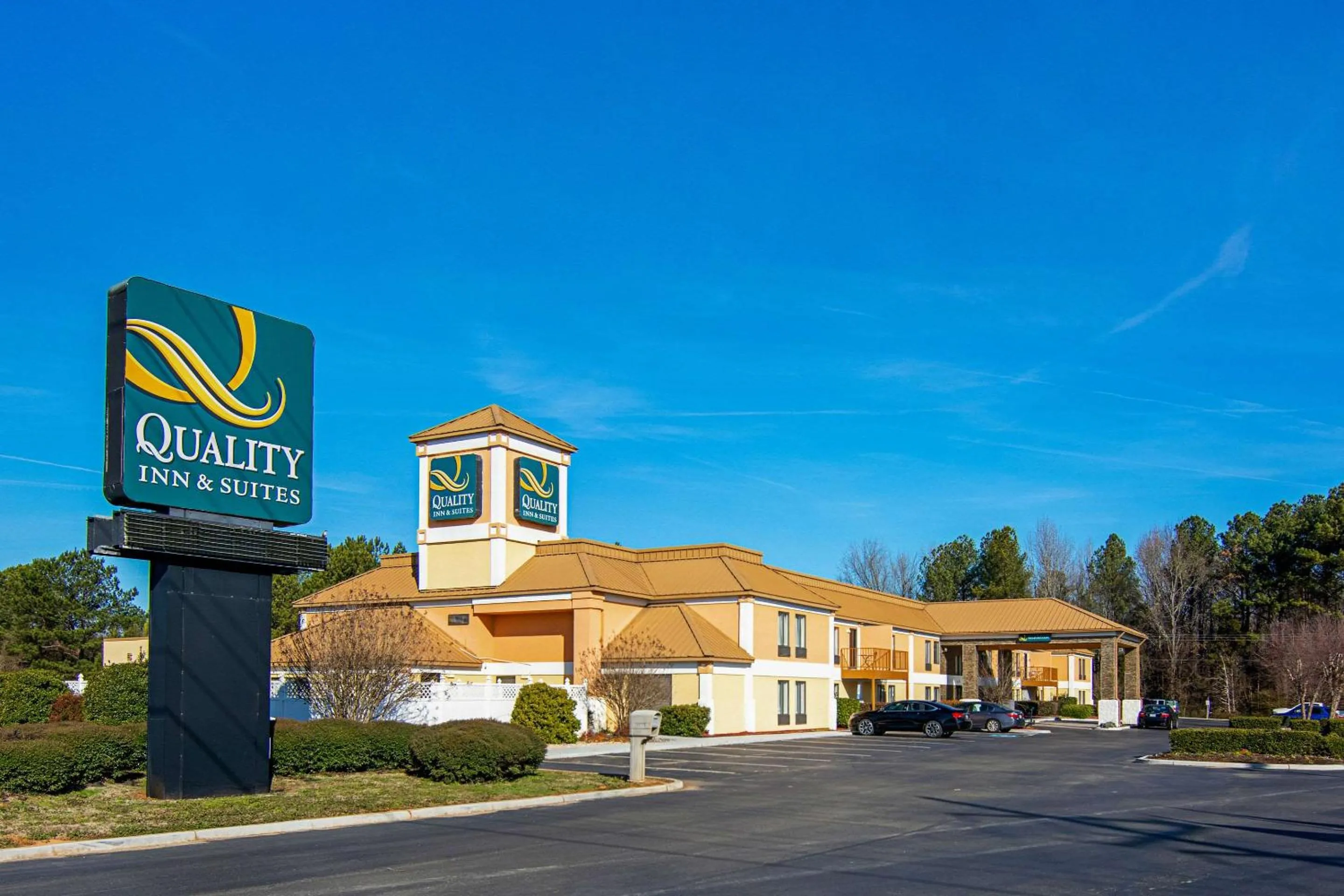 Property building in Quality Inn & Suites Richburg I-77