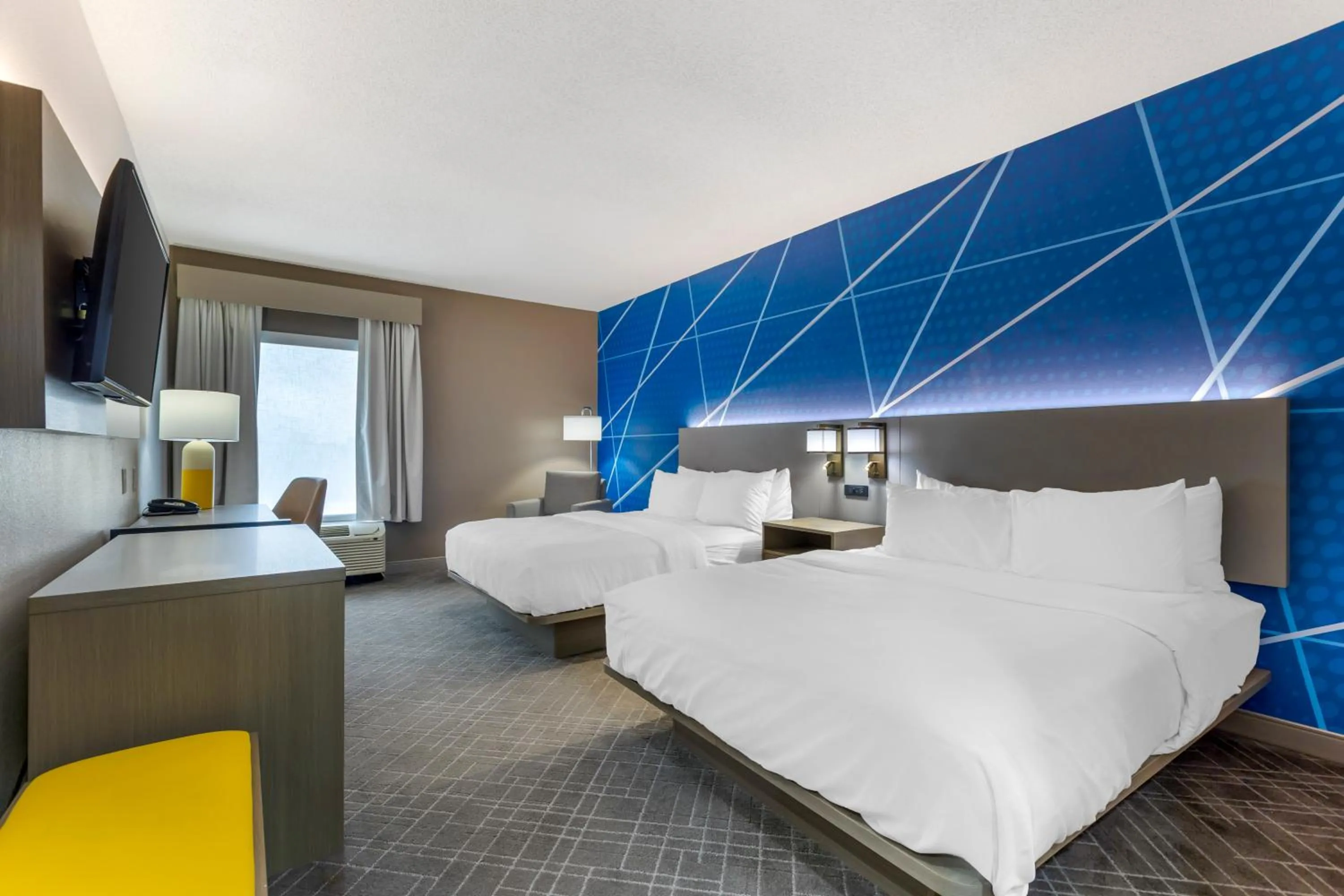 Bed in Comfort Inn Blythewood - North Columbia