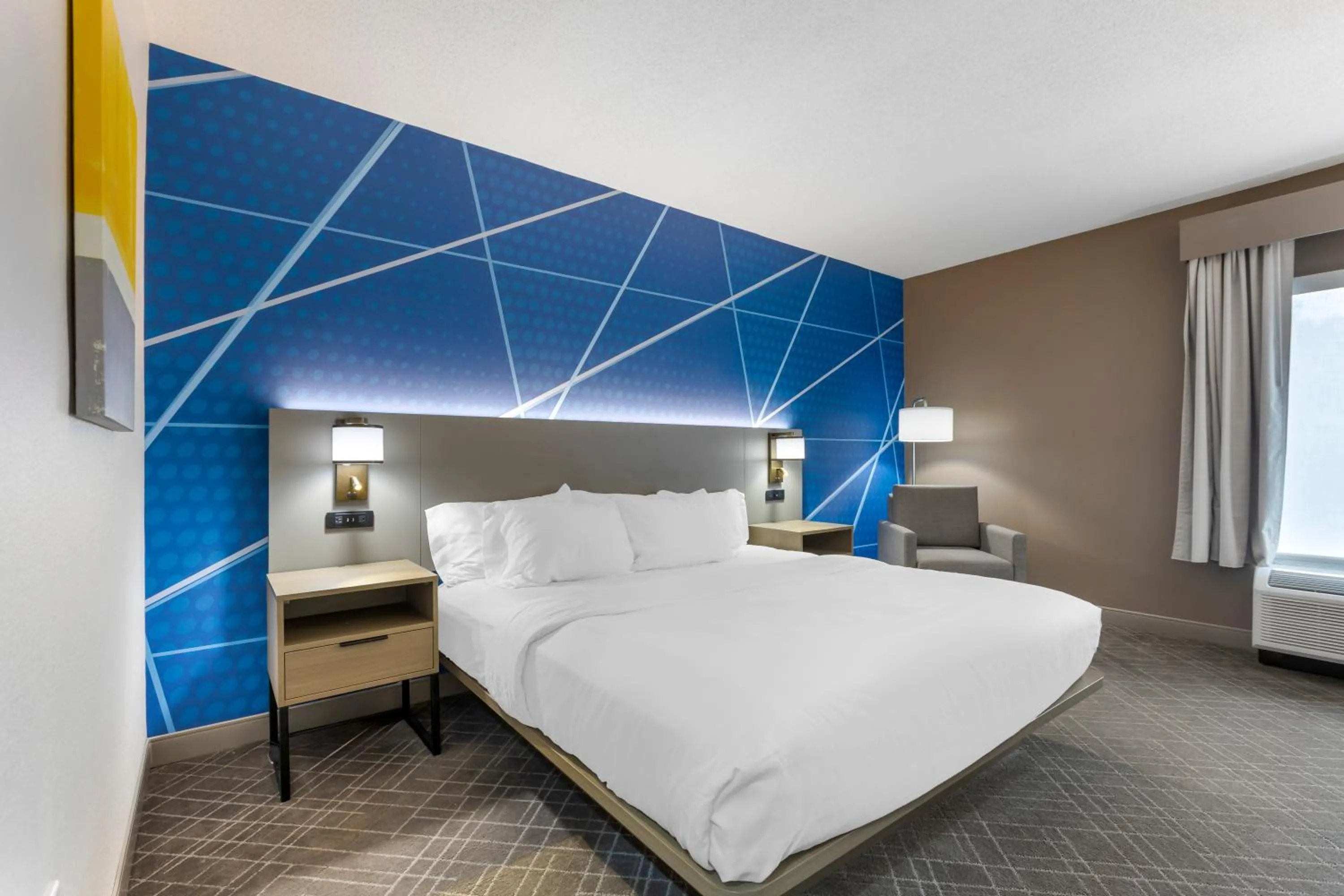 Bed in Comfort Inn Blythewood - North Columbia